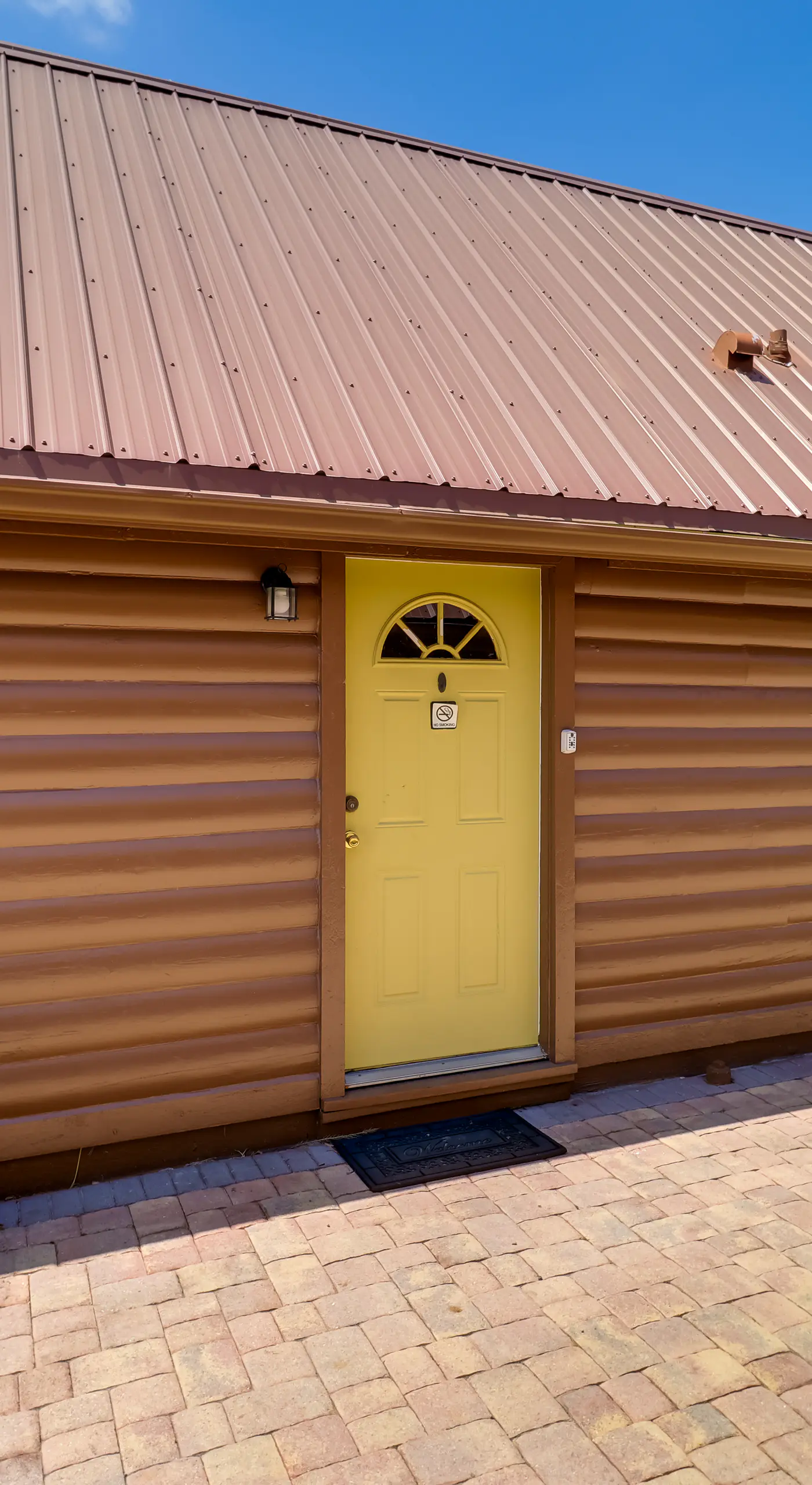 Boat, Fish & Swim: Lakefront Cabin in Okeechobee!