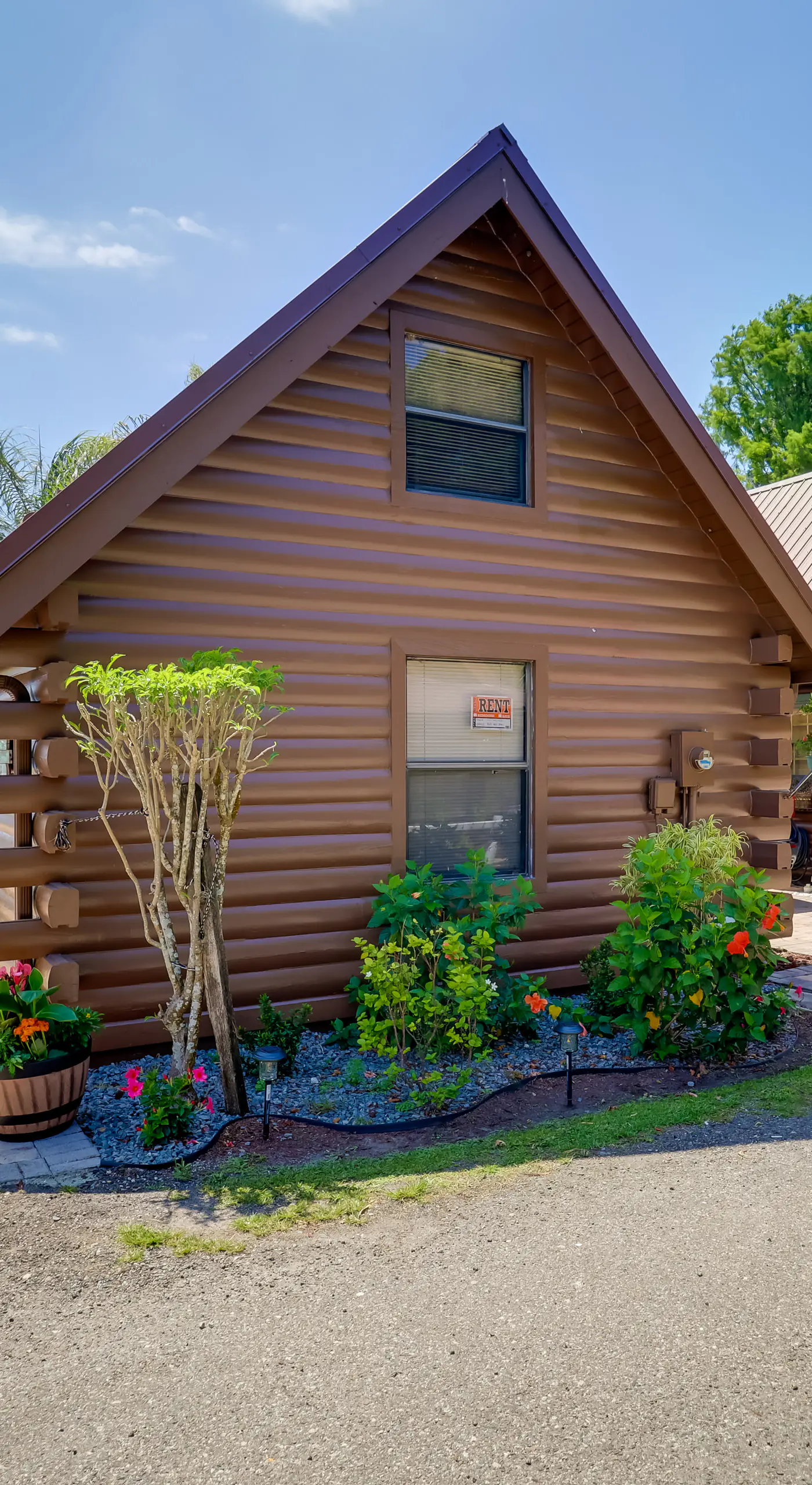 Boat, Fish & Swim: Lakefront Cabin in Okeechobee!