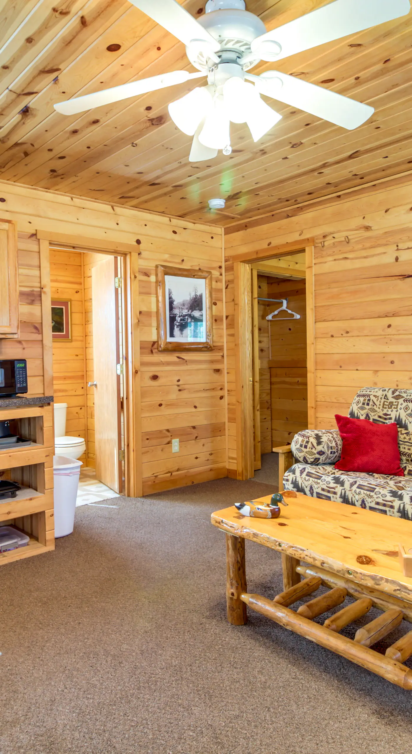 Boat + Fish on Mille Lacs Lake: ‘Walleye Cabin’
