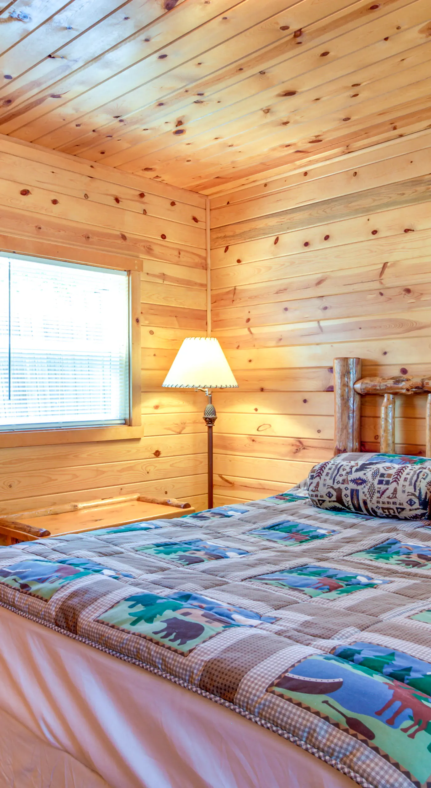 Boat + Fish on Mille Lacs Lake: ‘Walleye Cabin’