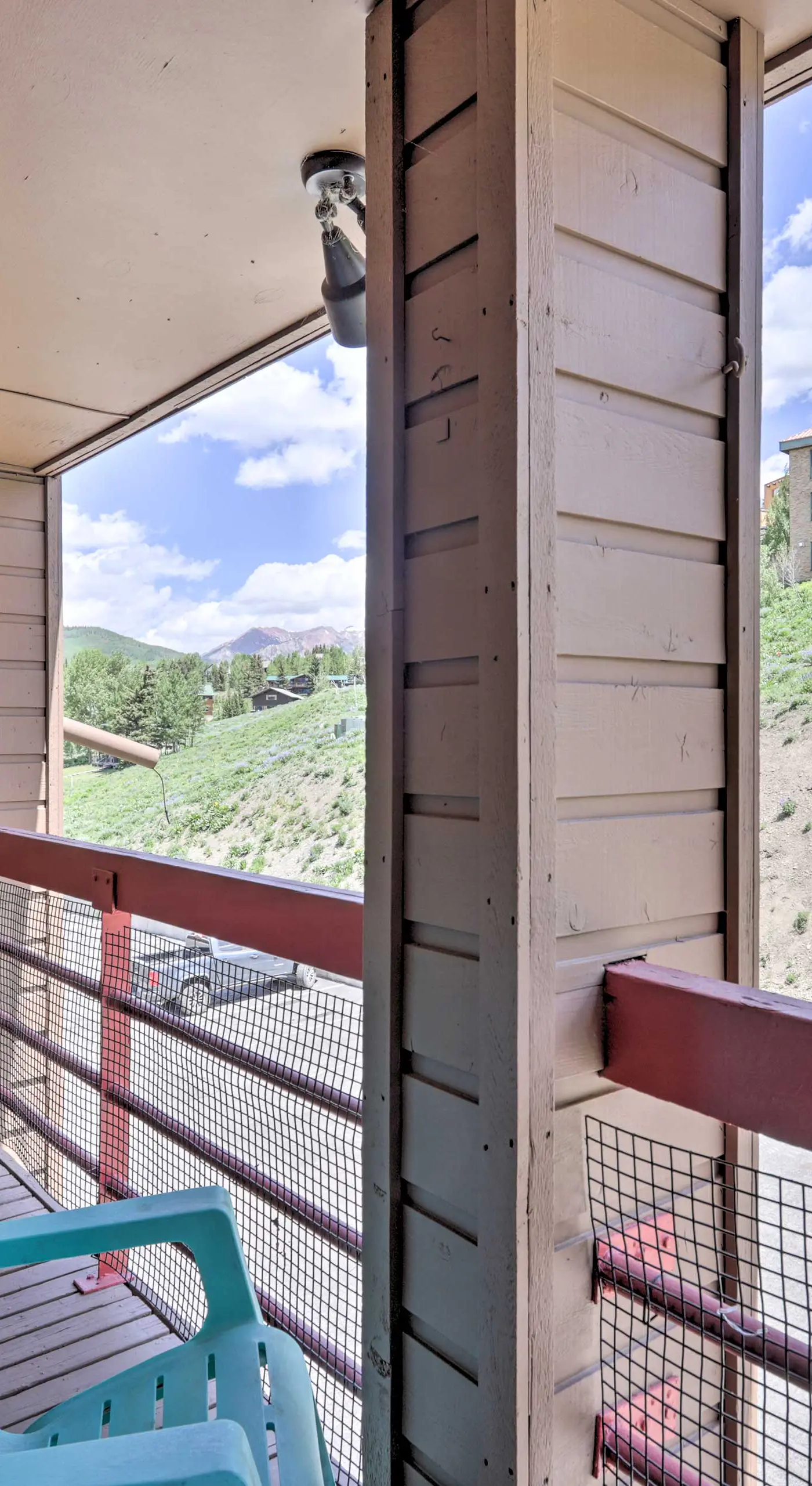 Mt Crested Butte 'Cajun Chalet' Condo: Walk to Ski