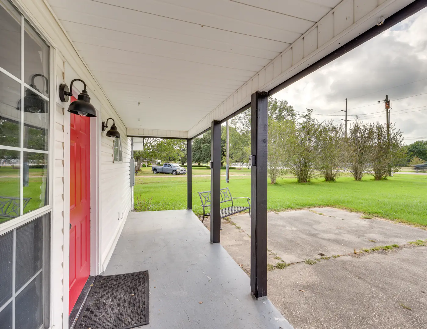 Lousiana Escape Near Hunting: Pets Welcome!
