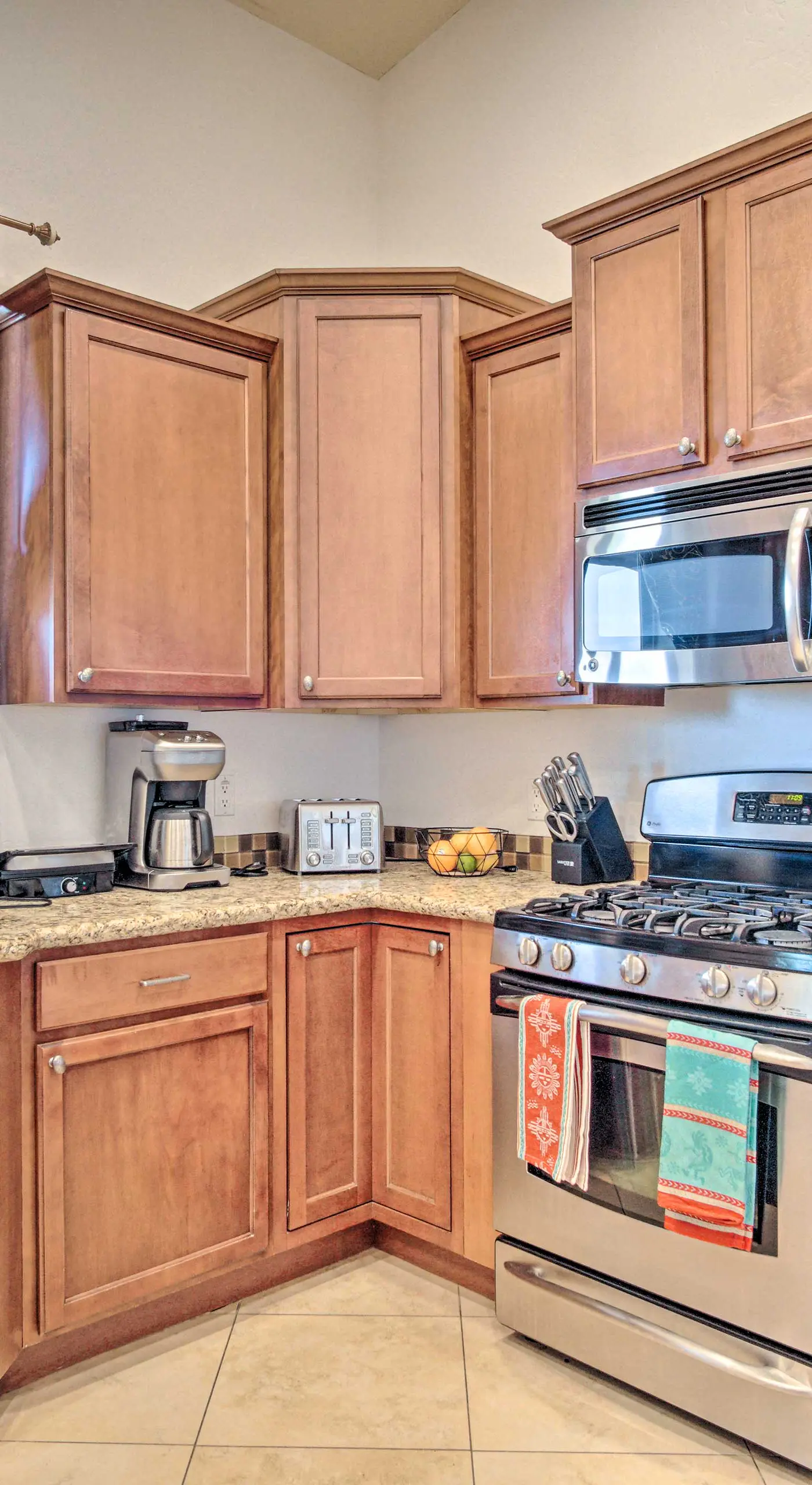 Cozy Mtn-View Vail Home w/ Pool & Hot Tub!
