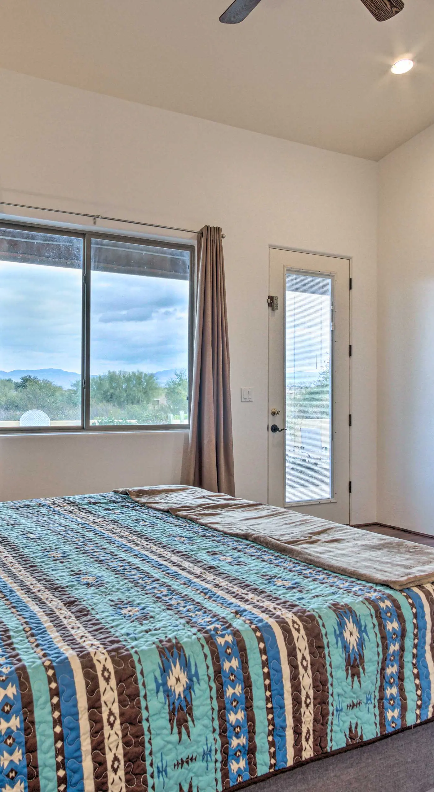 Cozy Mtn-View Vail Home w/ Pool & Hot Tub!