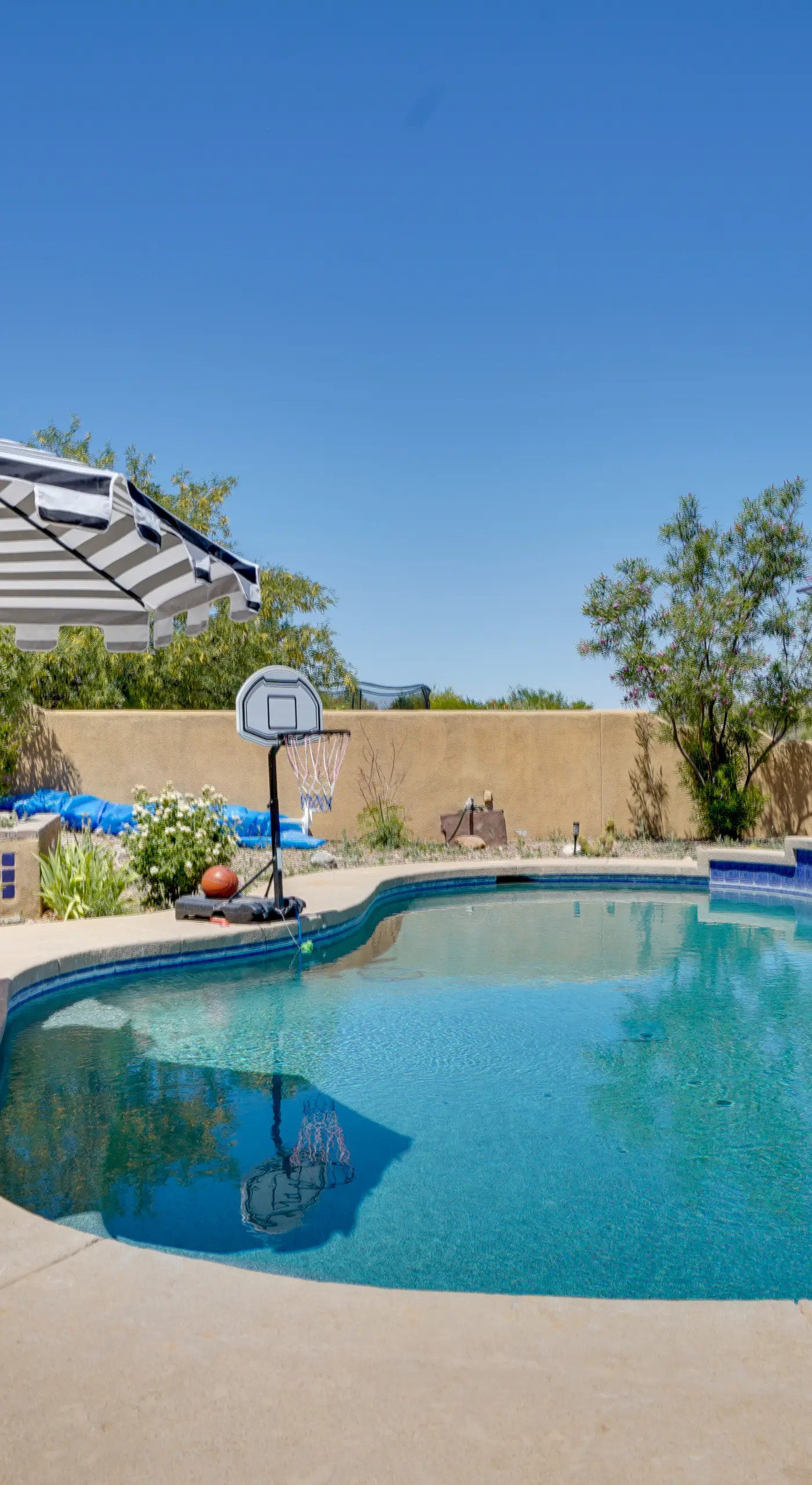 Cozy Mtn-View Vail Home w/ Pool & Hot Tub!