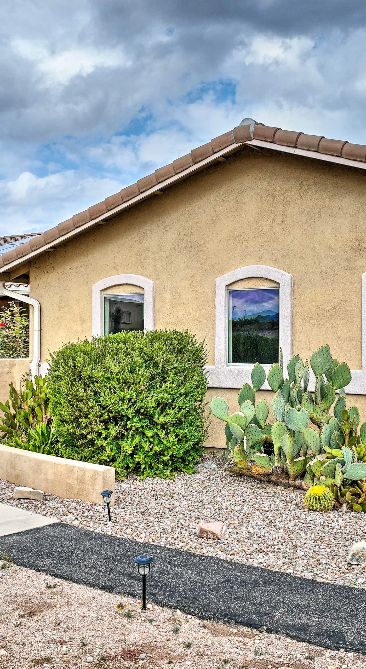 Cozy Mtn-View Vail Home w/ Pool & Hot Tub!