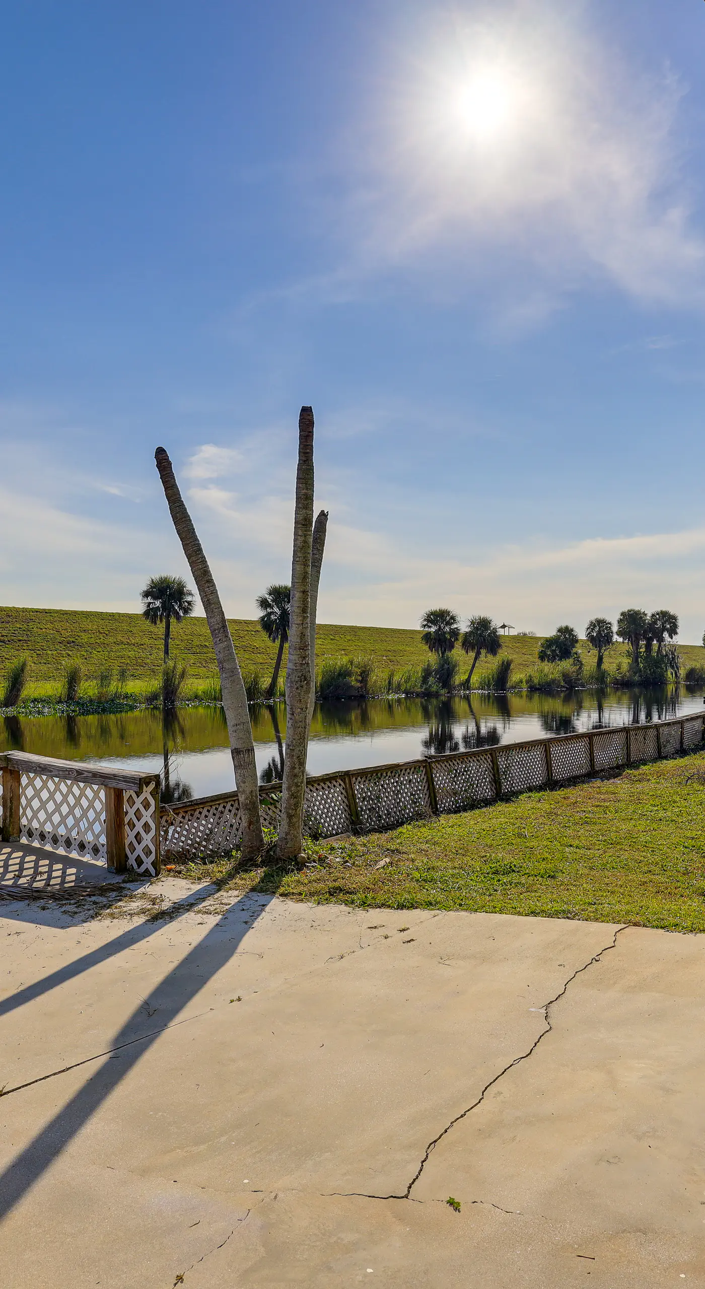 Sun-Soaked Okeechobee Retreat w/ Canal Views!