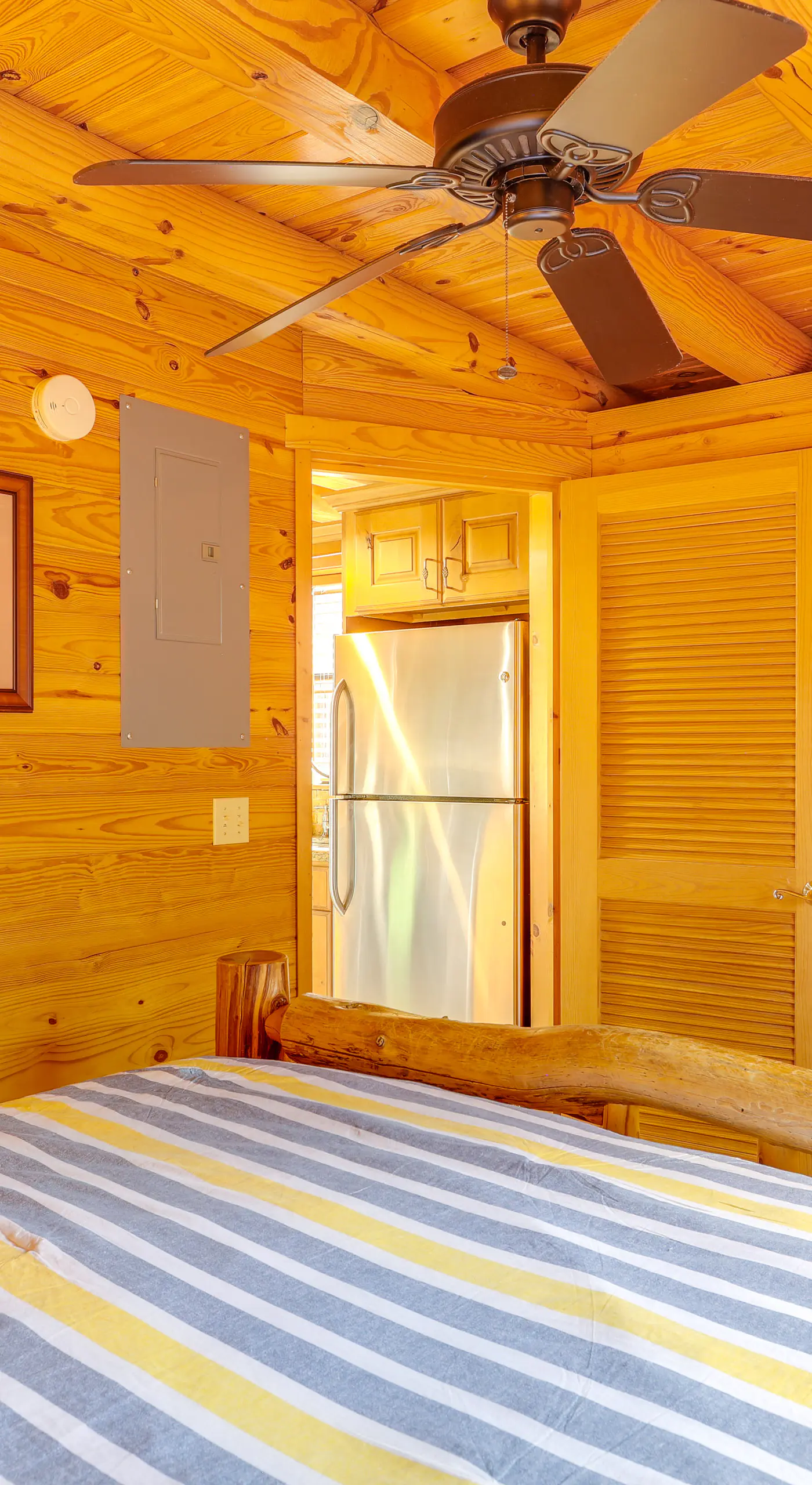Steps to Lake Okeechobee: Cabin w/ Pool Access!