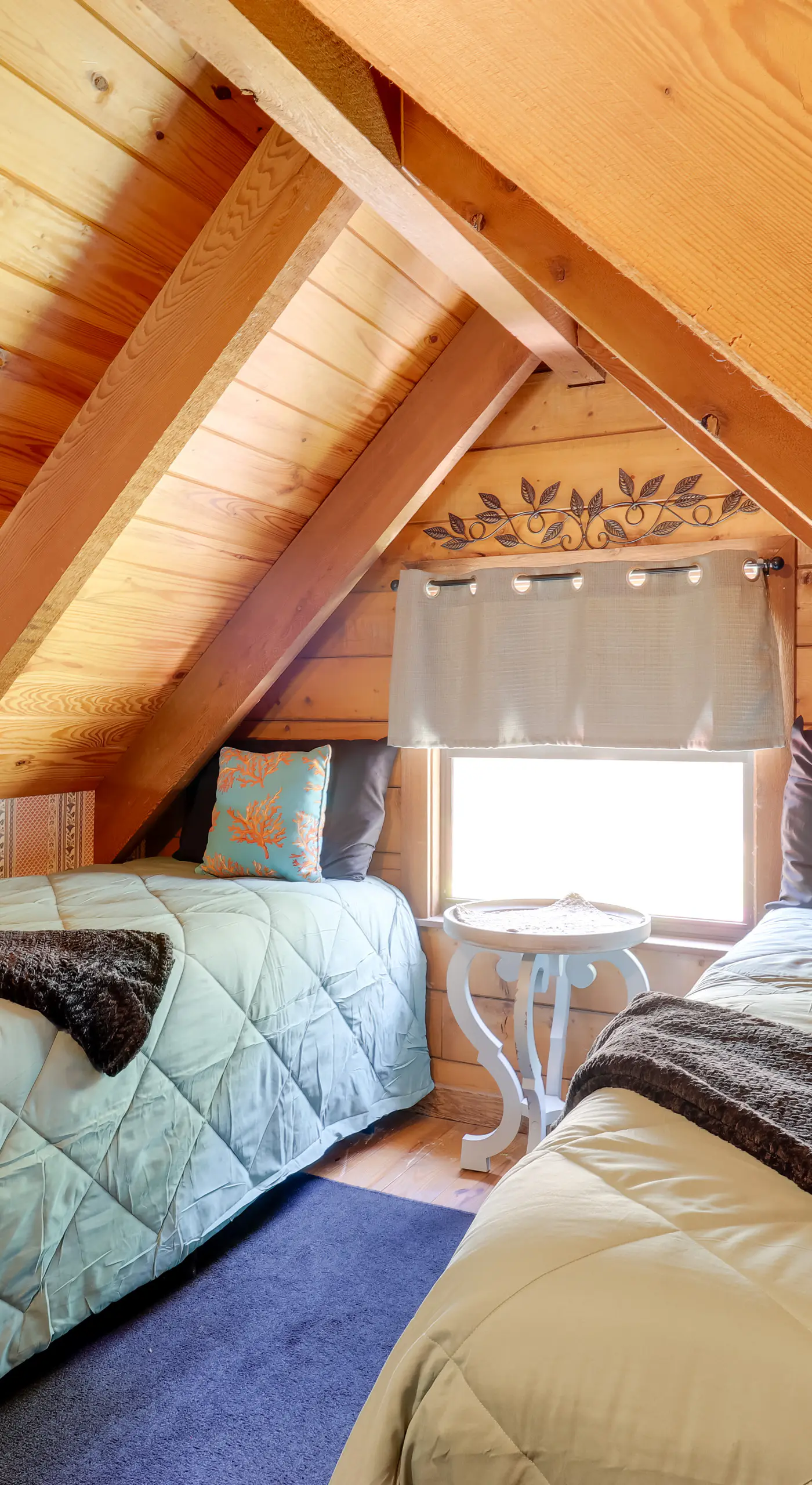 Access to Lake Okeechobee: Cabin w/ Perks!