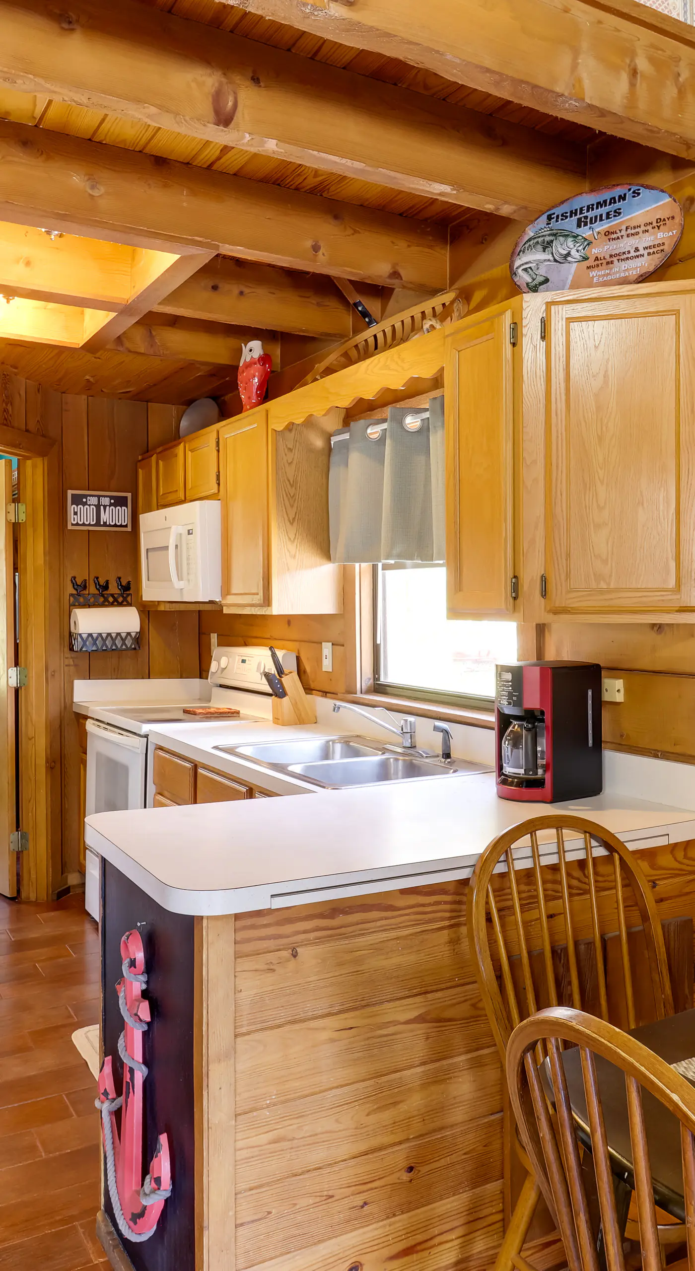 Access to Lake Okeechobee: Cabin w/ Perks!