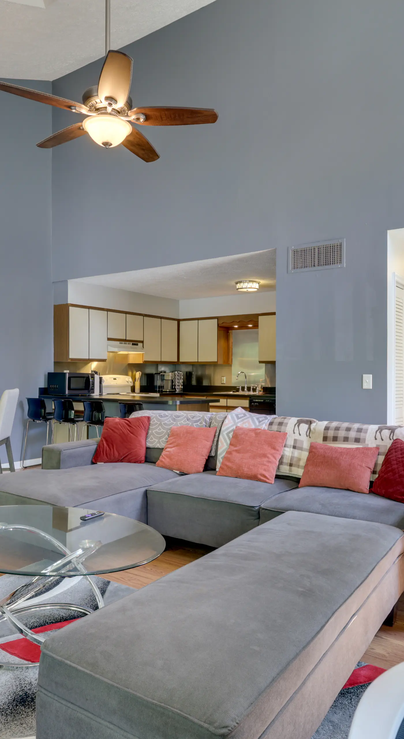 Bryce Resort Getaway w/ Sauna, 1 Mi to Lake Beach!