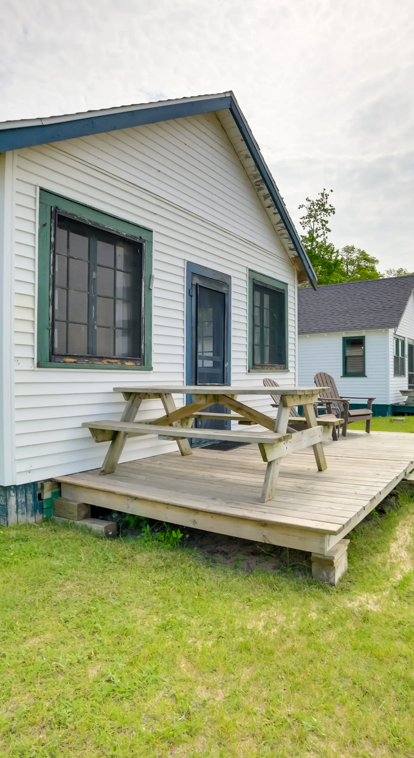 Boat, Paddle & Swim! Lakefront Cabin in Cedarville
