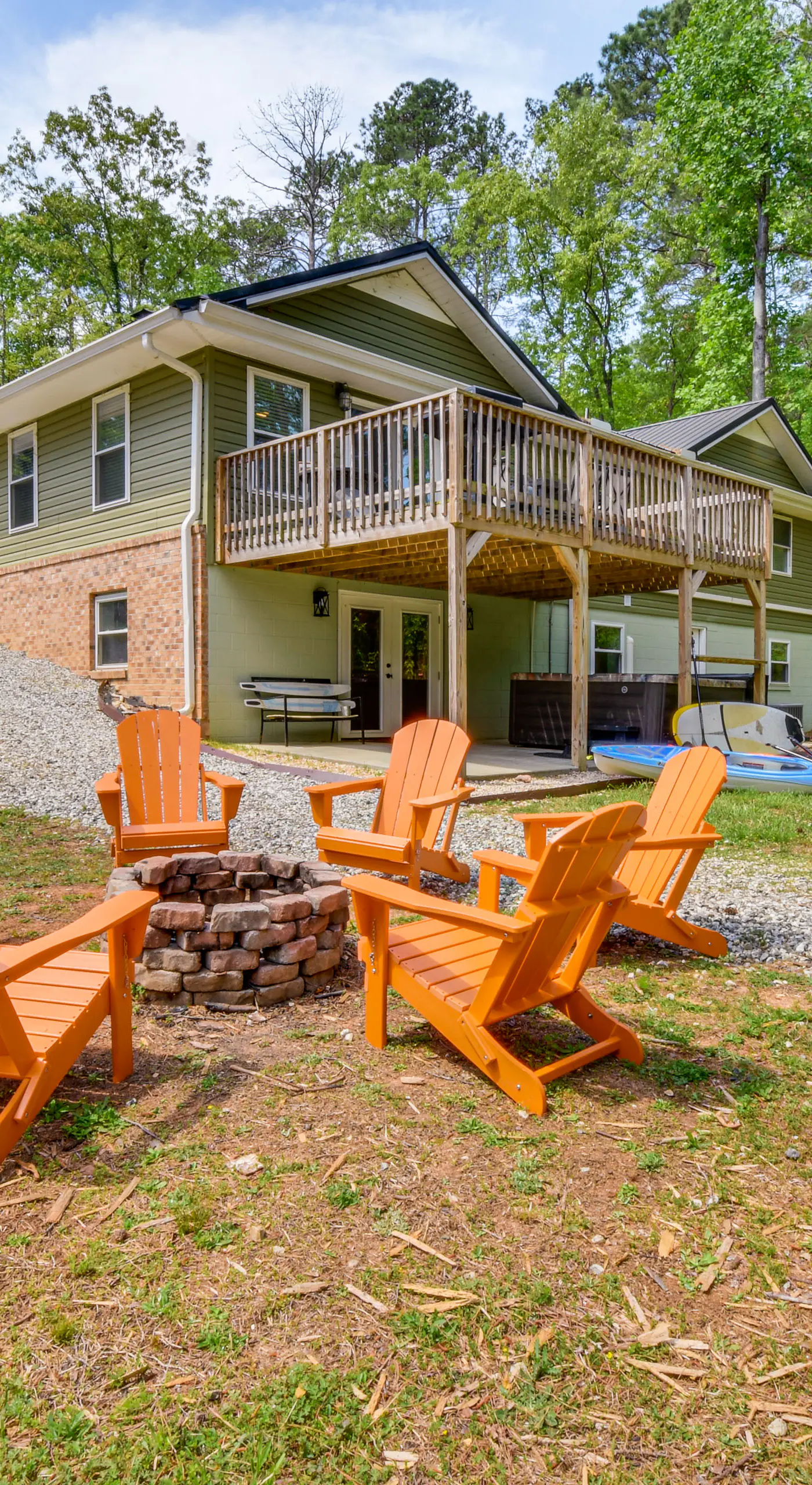 Waterfront Townville Home: Hot Tub & Lake Access!