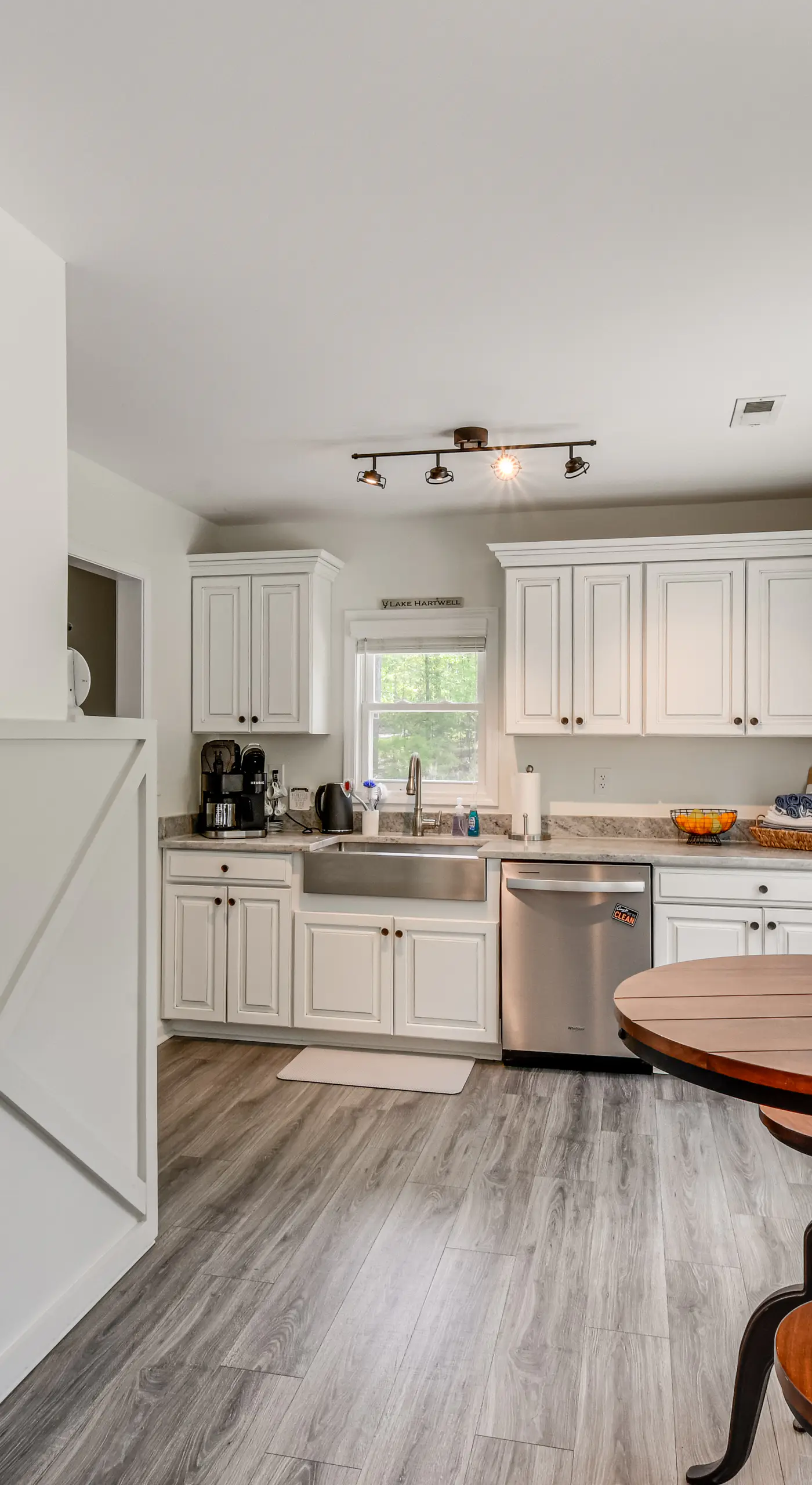 Waterfront Townville Home: Hot Tub & Lake Access!