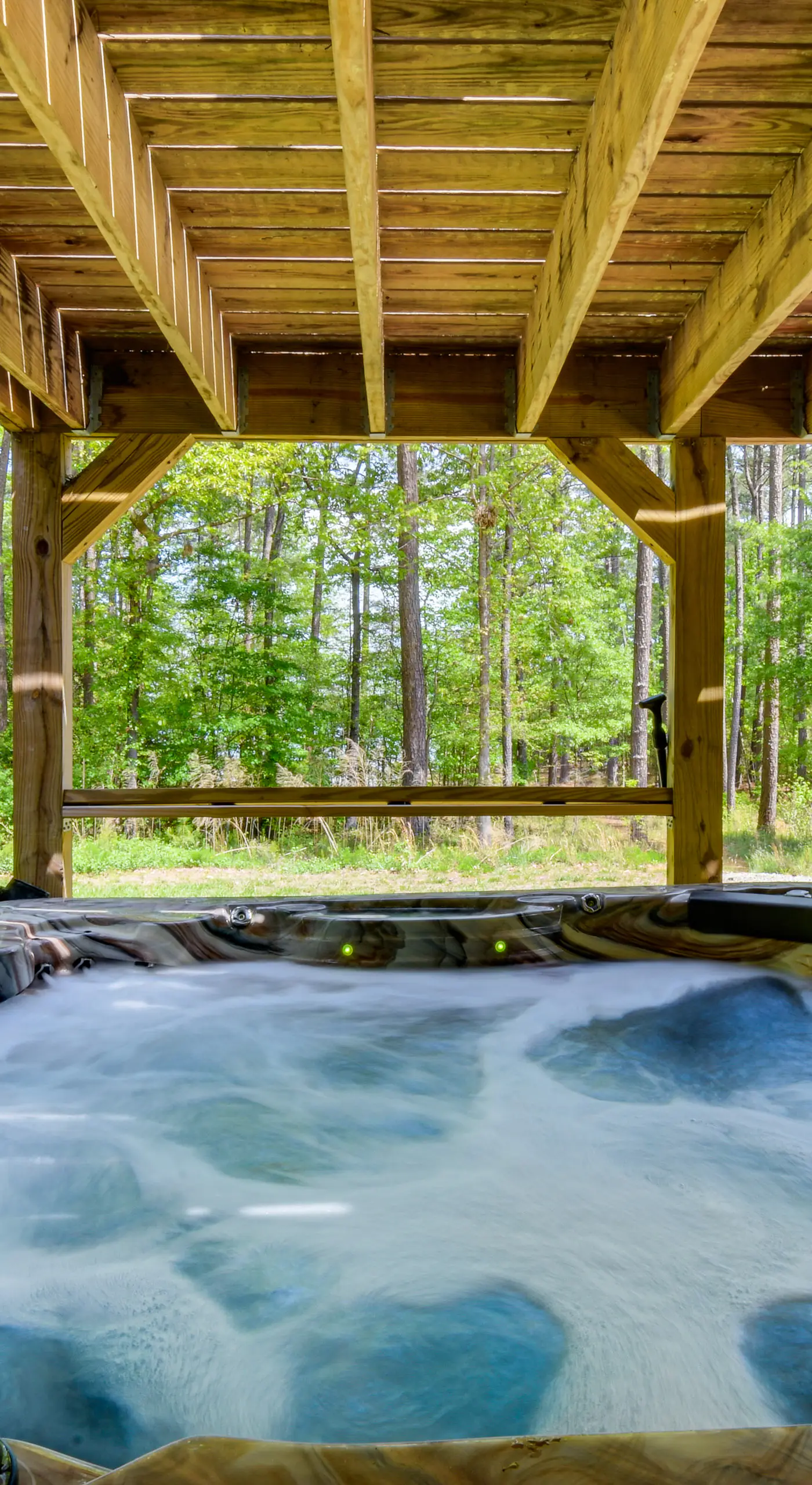 Waterfront Townville Home: Hot Tub & Lake Access!