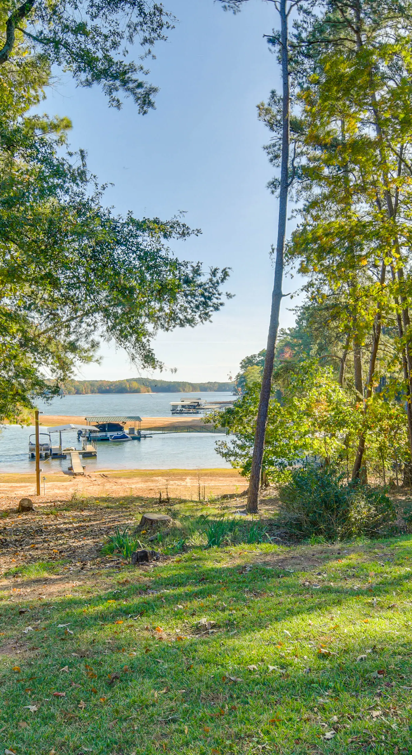Waterfront Lake Hartwell Home < 1 Mi to Marina!