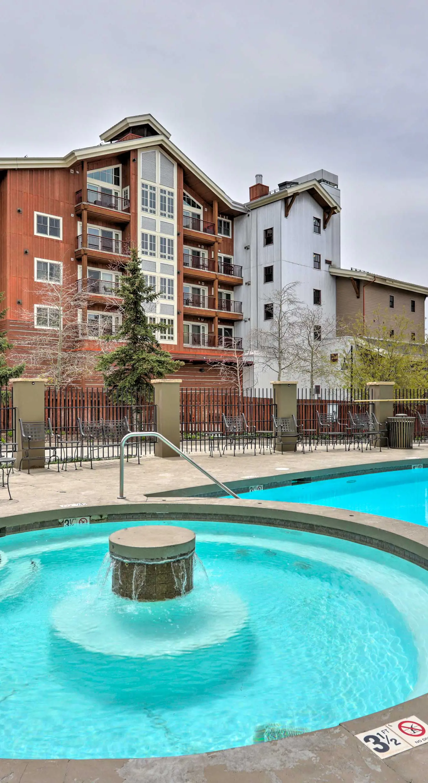 Crested Butte Studio w/ Community Hot Tub & Pool!