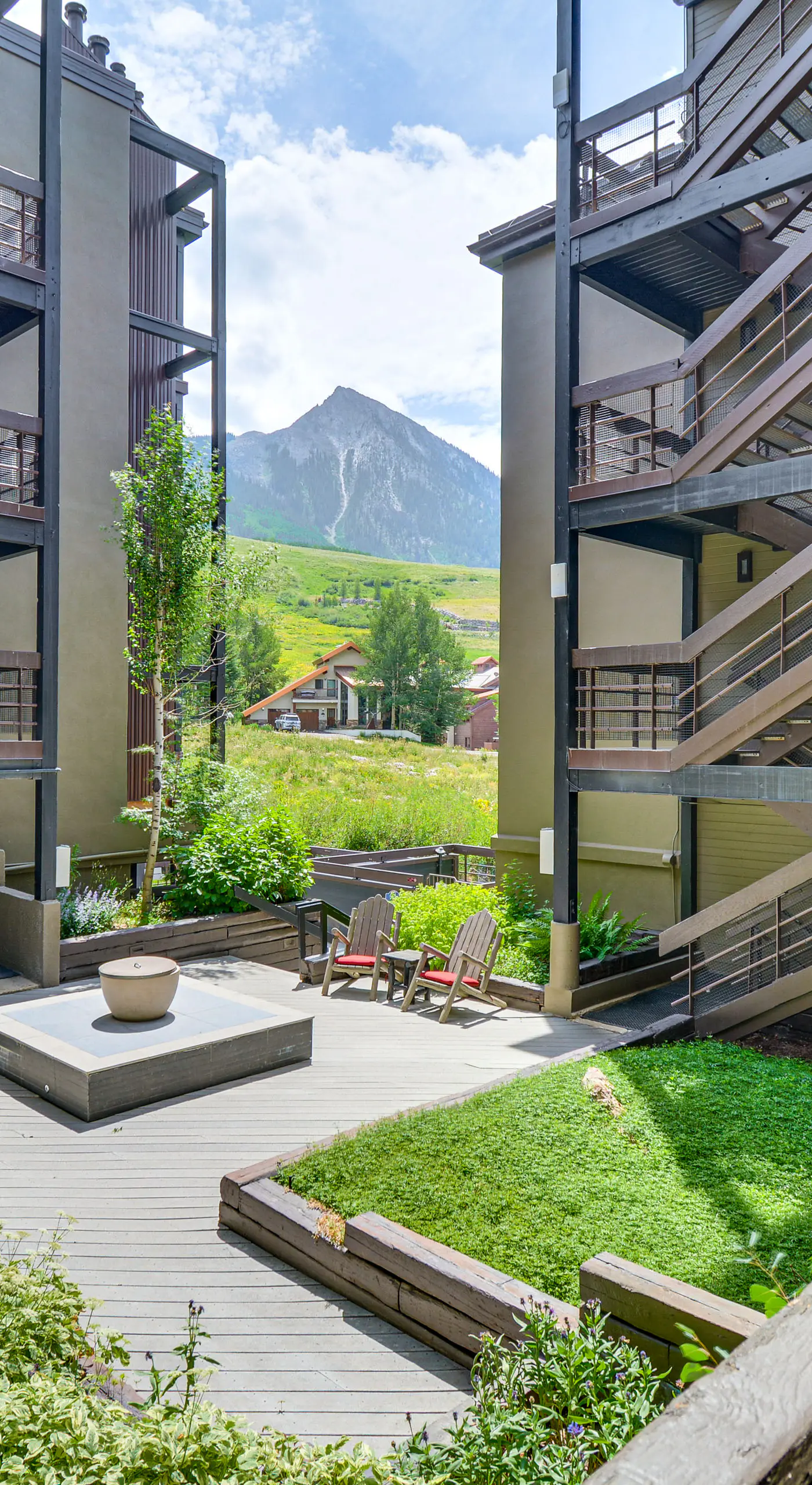 ‘The Love Shack’ - A Couple's Colorado Retreat!