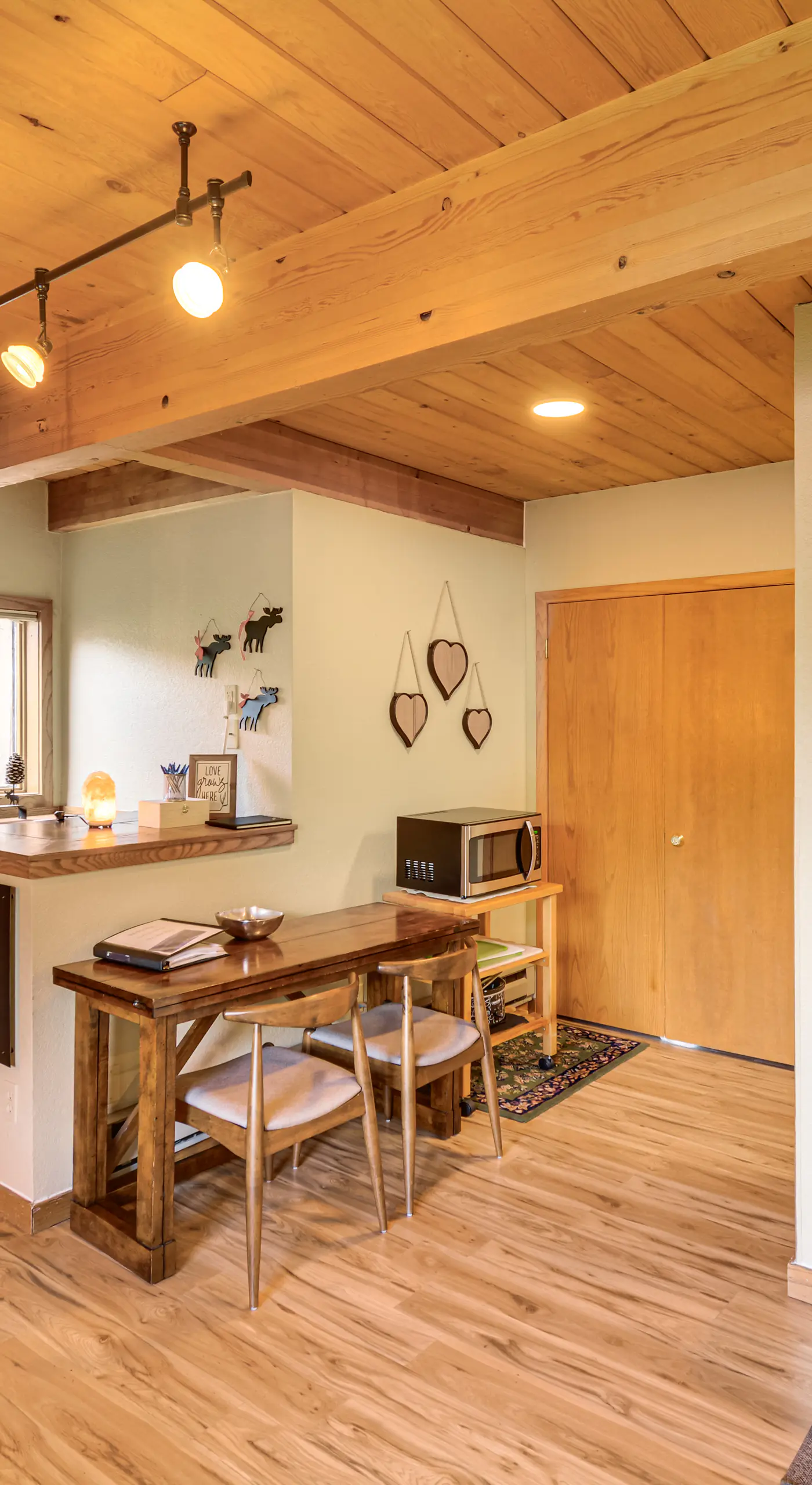 ‘The Love Shack’ - A Couple's Colorado Retreat!