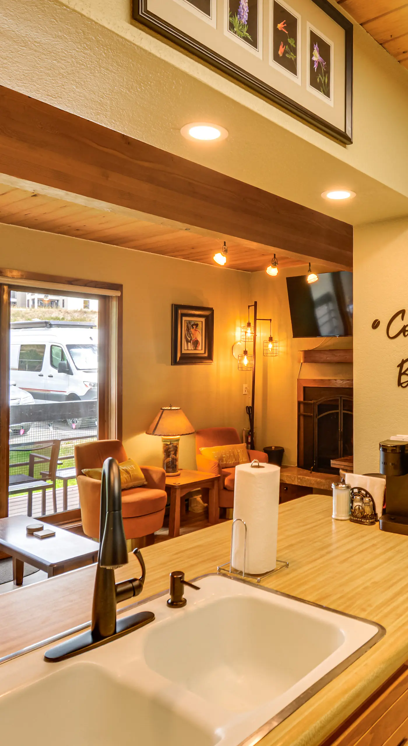 ‘The Love Shack’ - A Couple's Colorado Retreat!