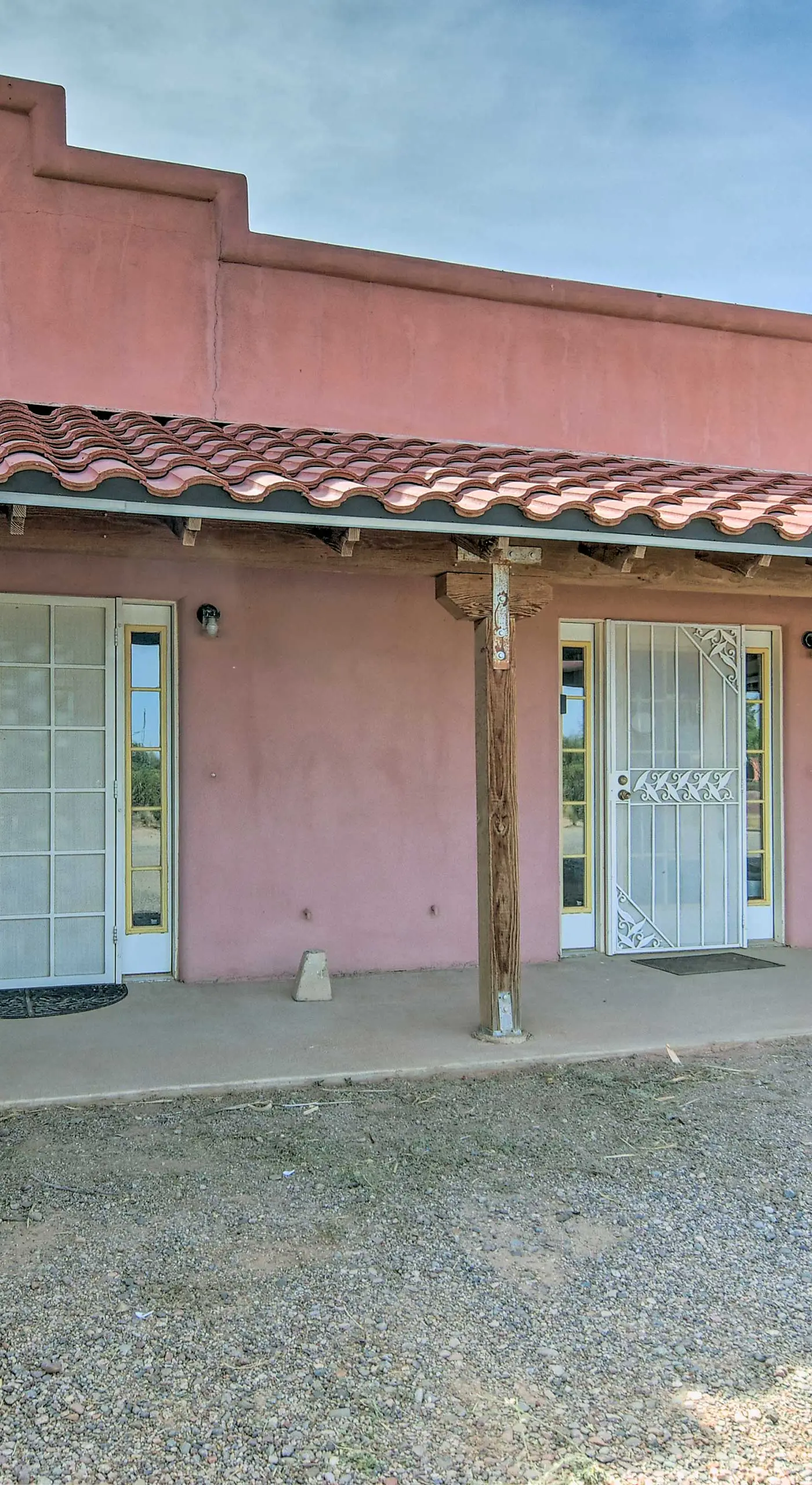 Single-Story Eloy Apartment w/ Patio Space!