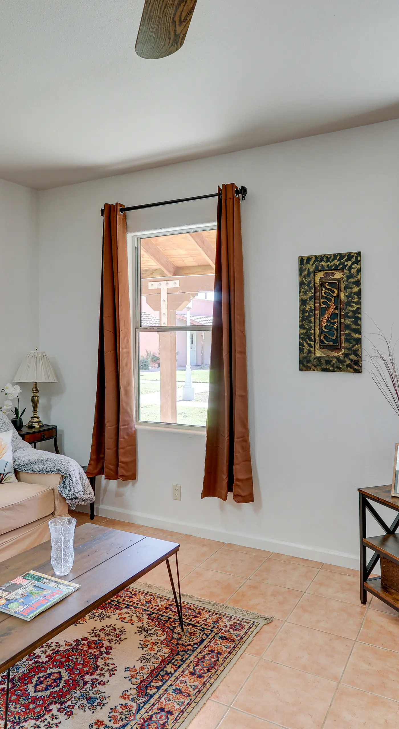 Eloy Retreat w/ Pool Access + Central A/C!