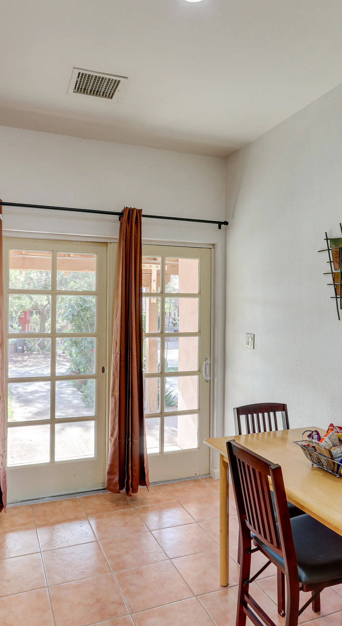Eloy Retreat w/ Pool Access + Central A/C!
