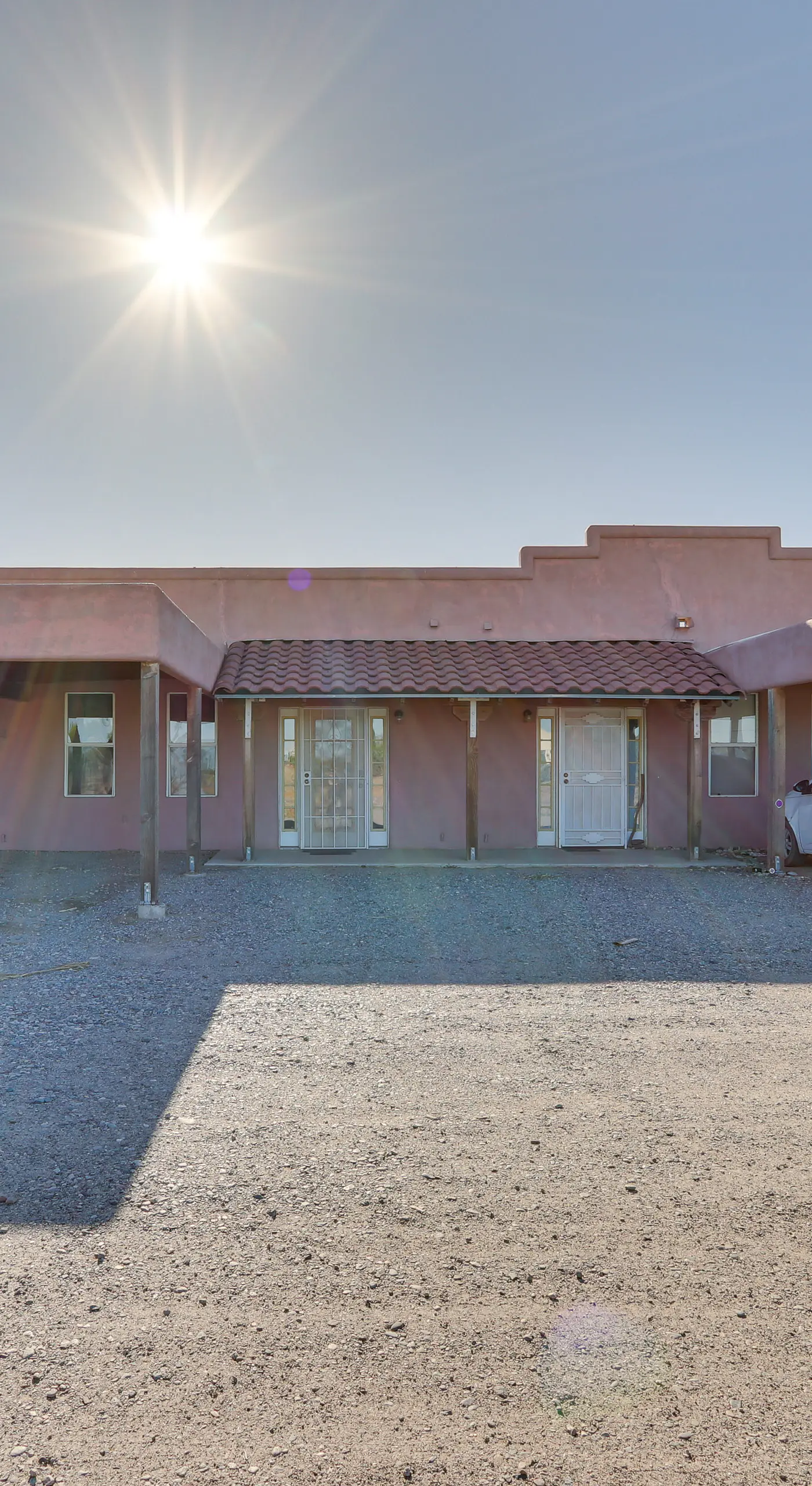Eloy Retreat w/ Pool Access + Central A/C!