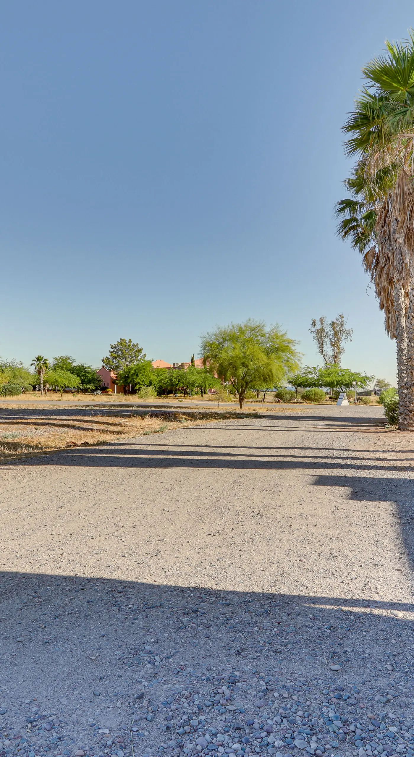 Eloy Retreat w/ Pool Access + Central A/C!