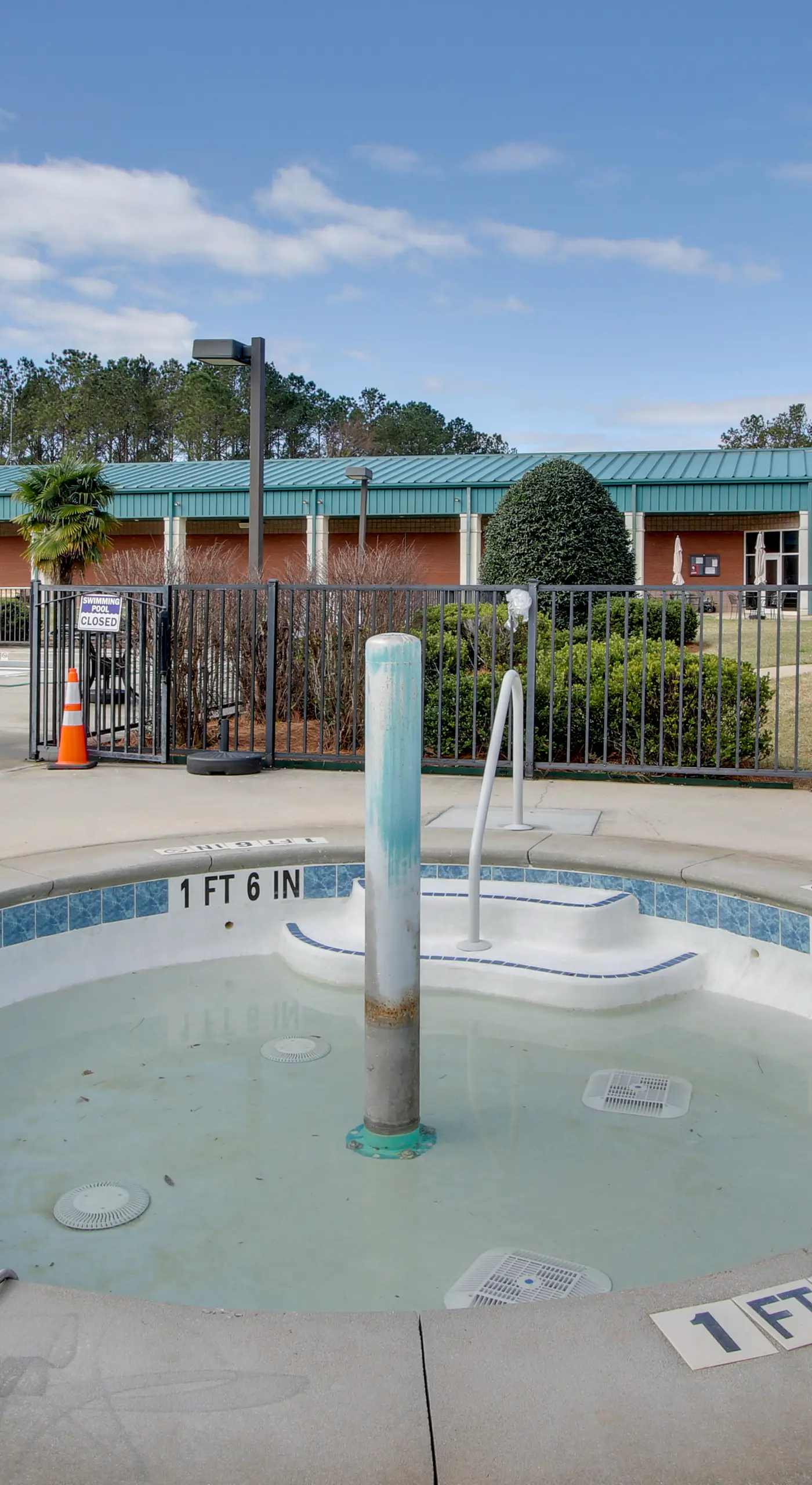 101 Reasons to Stay! Savannah Lakes Village Home