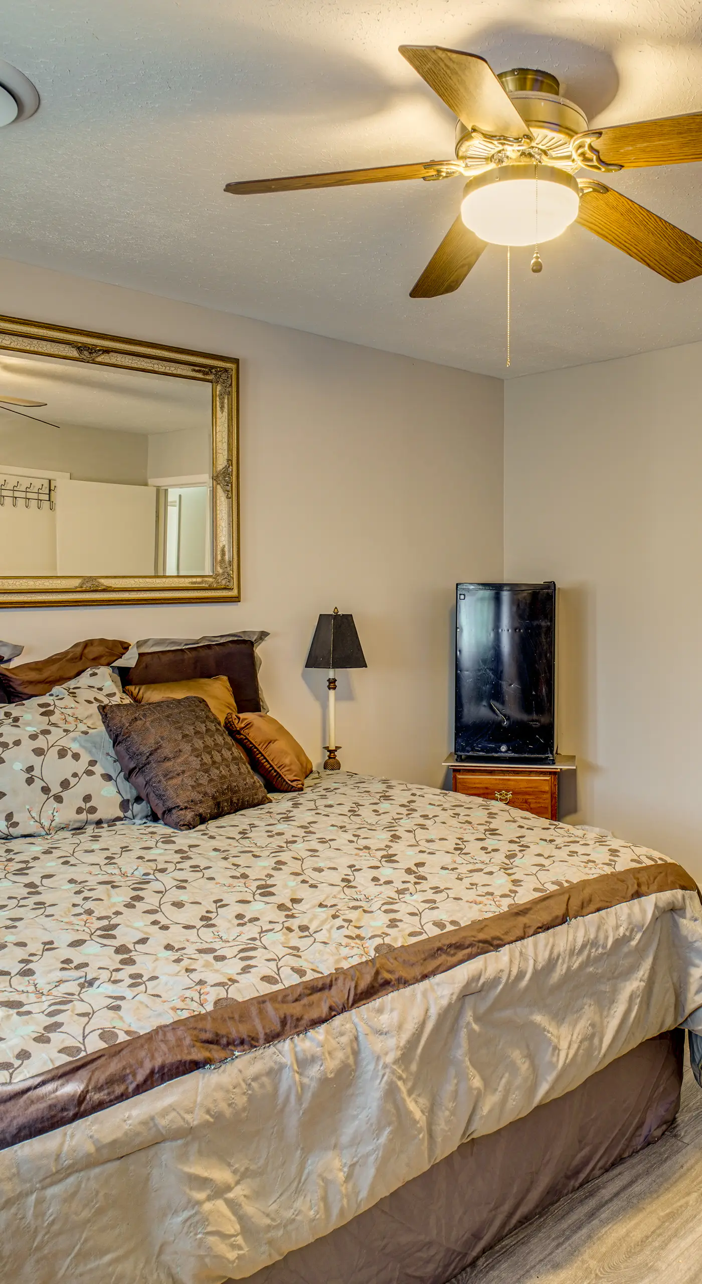 Family Home w/ Yard - 5 Mi to Jackson State Campus