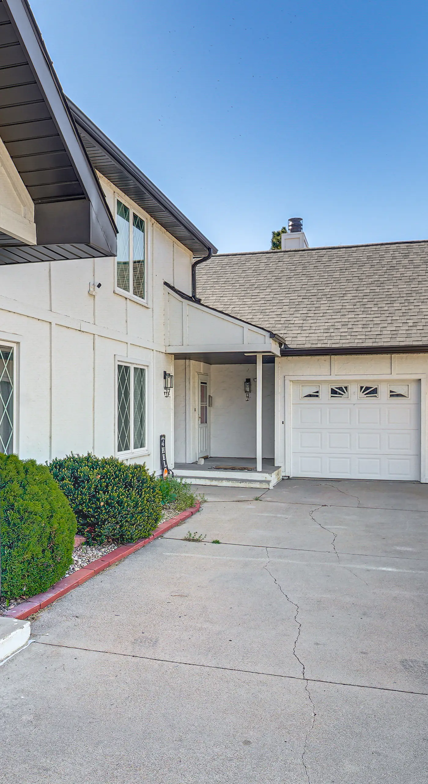 Explore Lincoln! Pet-Friendly Retreat w/ Patio