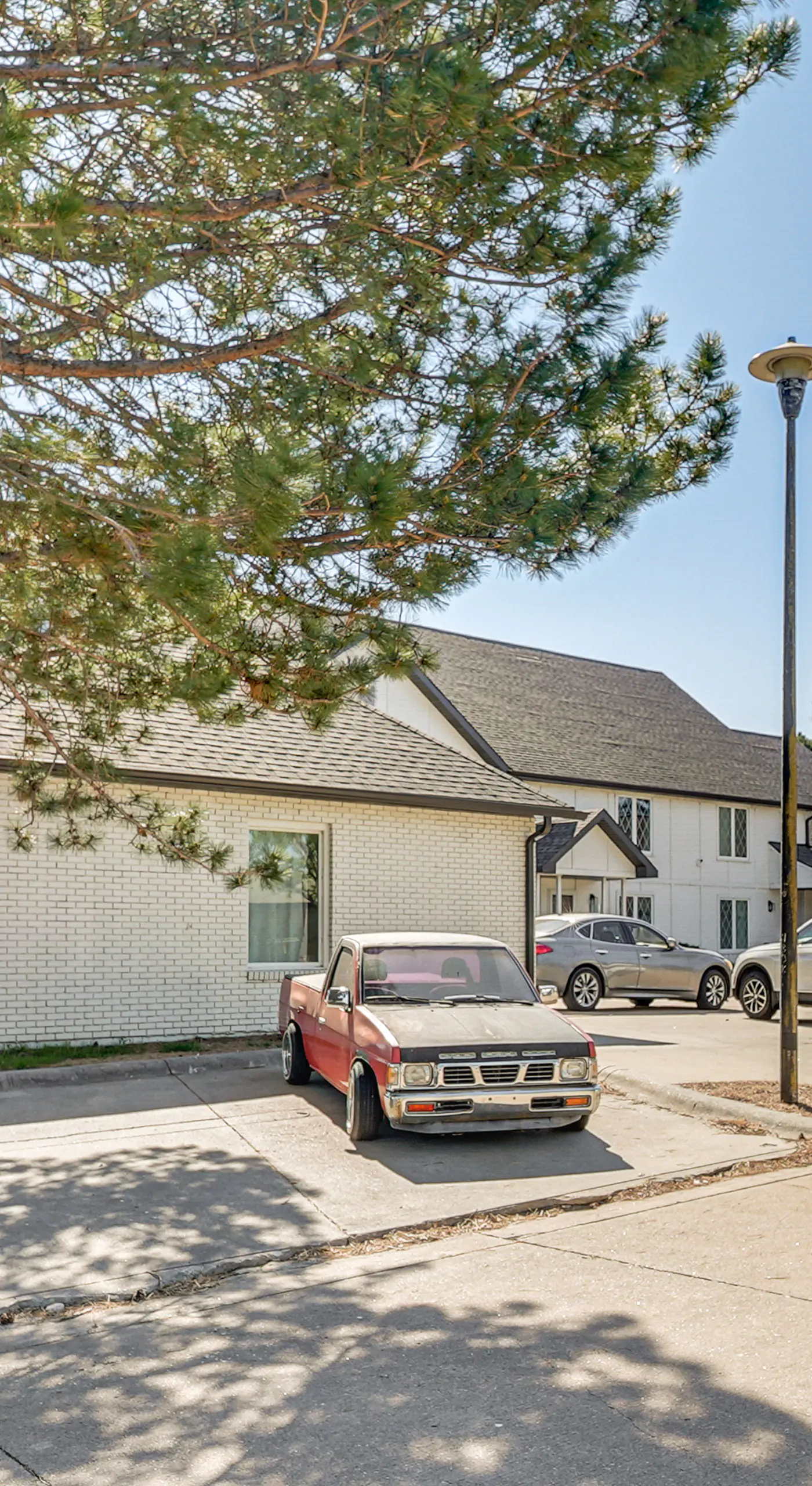 Explore Lincoln! Pet-Friendly Retreat w/ Patio