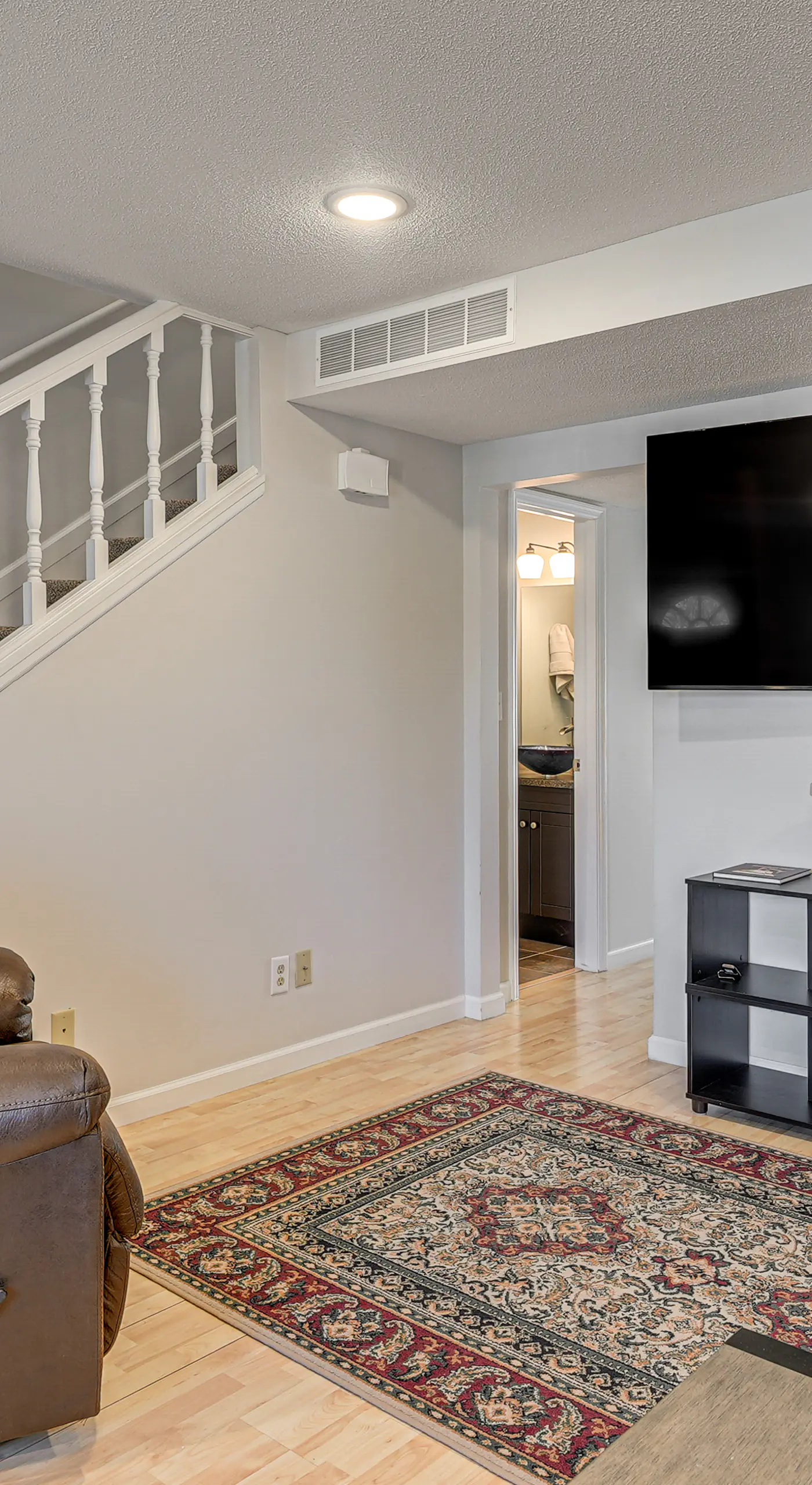 Explore Lincoln! Pet-Friendly Retreat w/ Patio