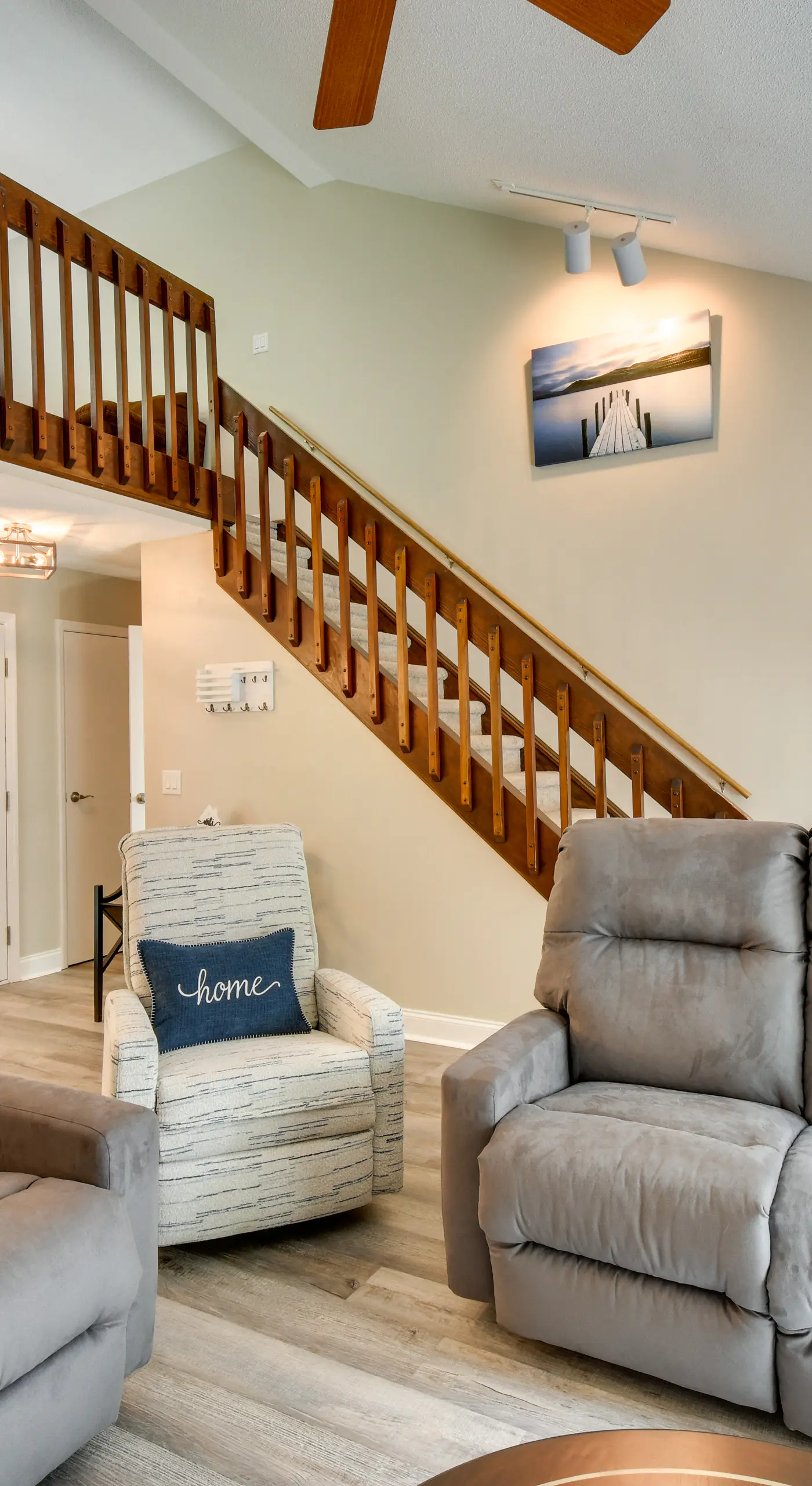 Walk to Lake Keowee: Salem Townhome w/ Deck