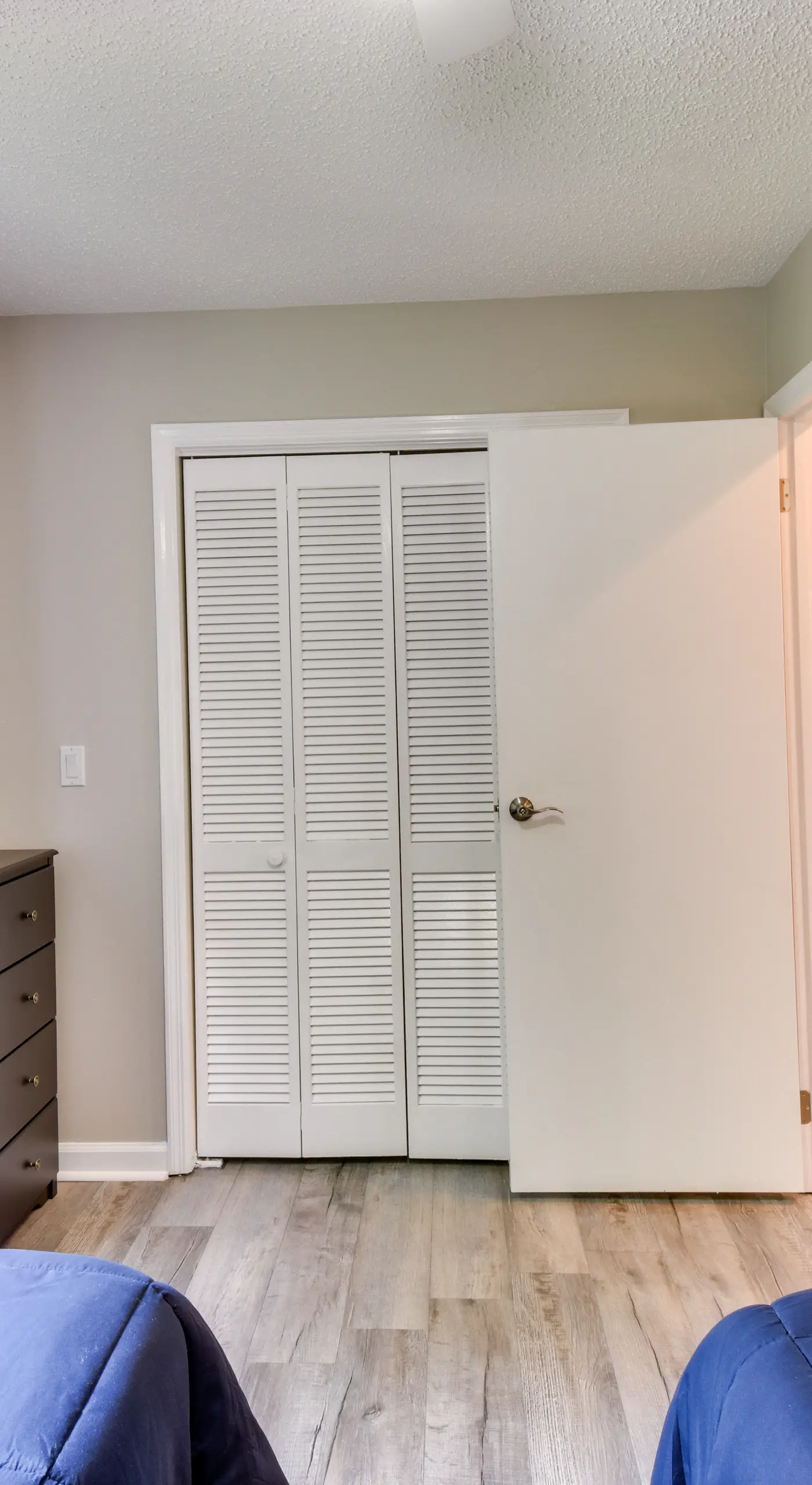 Walk to Lake Keowee: Salem Townhome w/ Deck