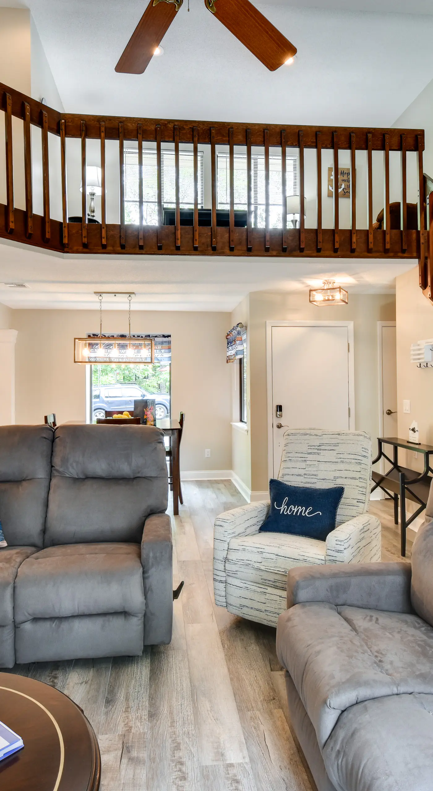 Walk to Lake Keowee: Salem Townhome w/ Deck