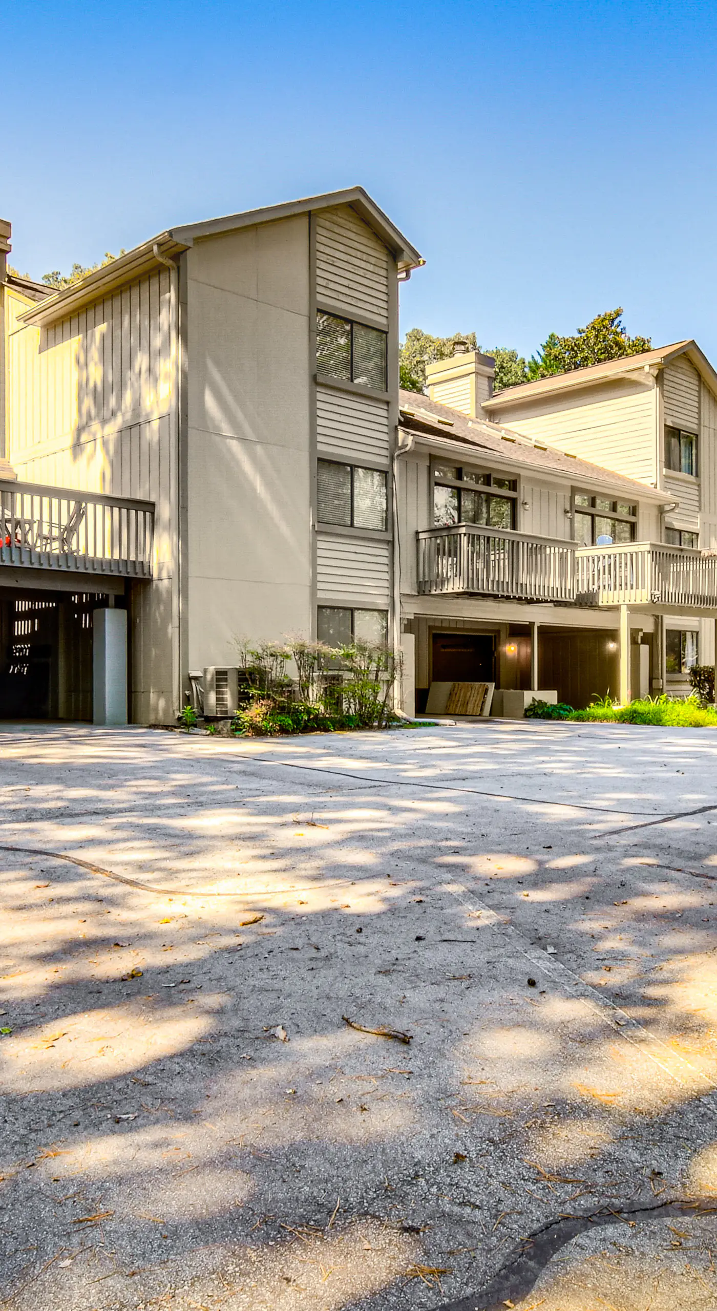 Keowee Key Condo w/ Lake Access & Community Pools!