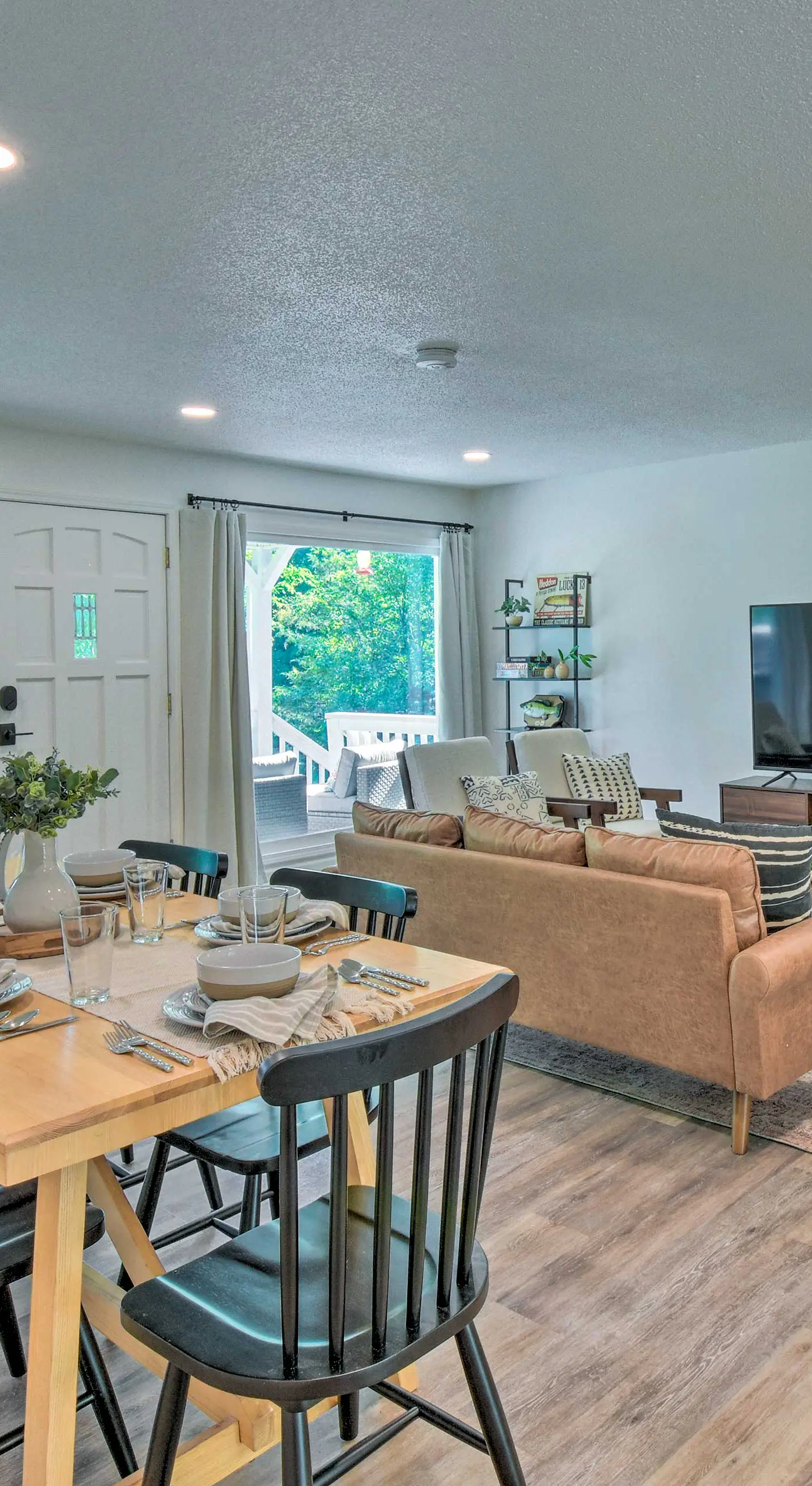 Lakefront Townville Gem w/ Boat Dock & Kayaks