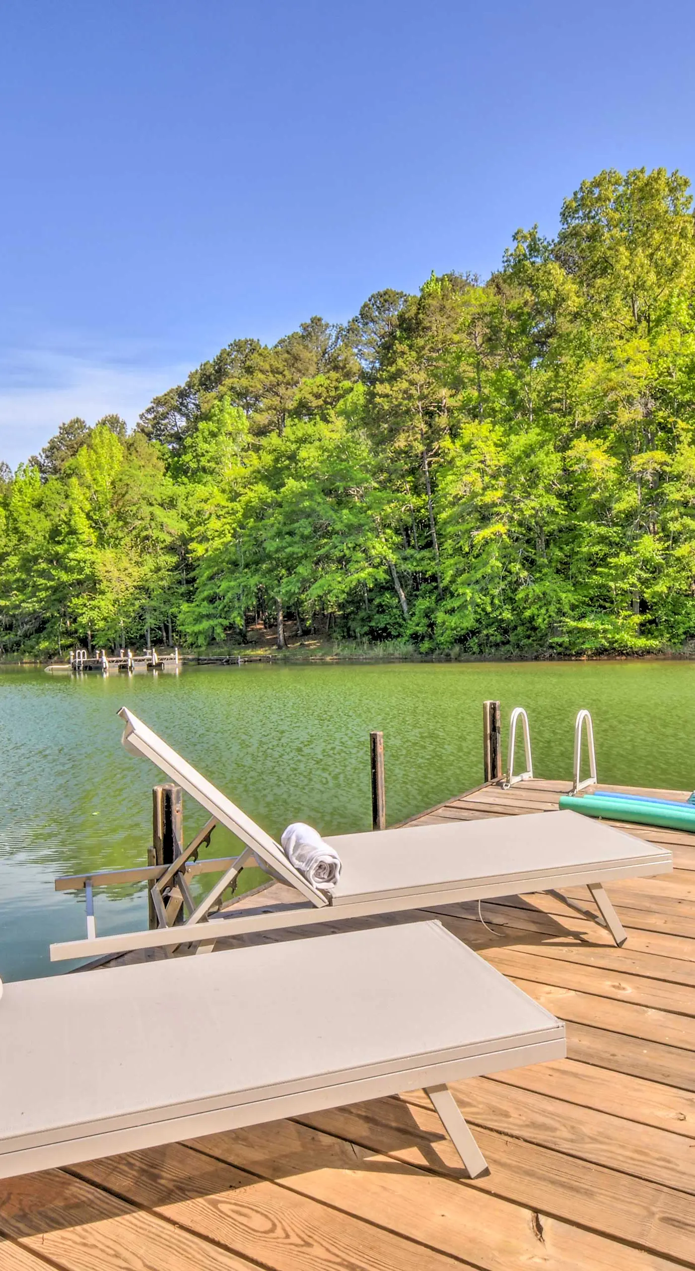Lakefront Townville Gem w/ Boat Dock & Kayaks