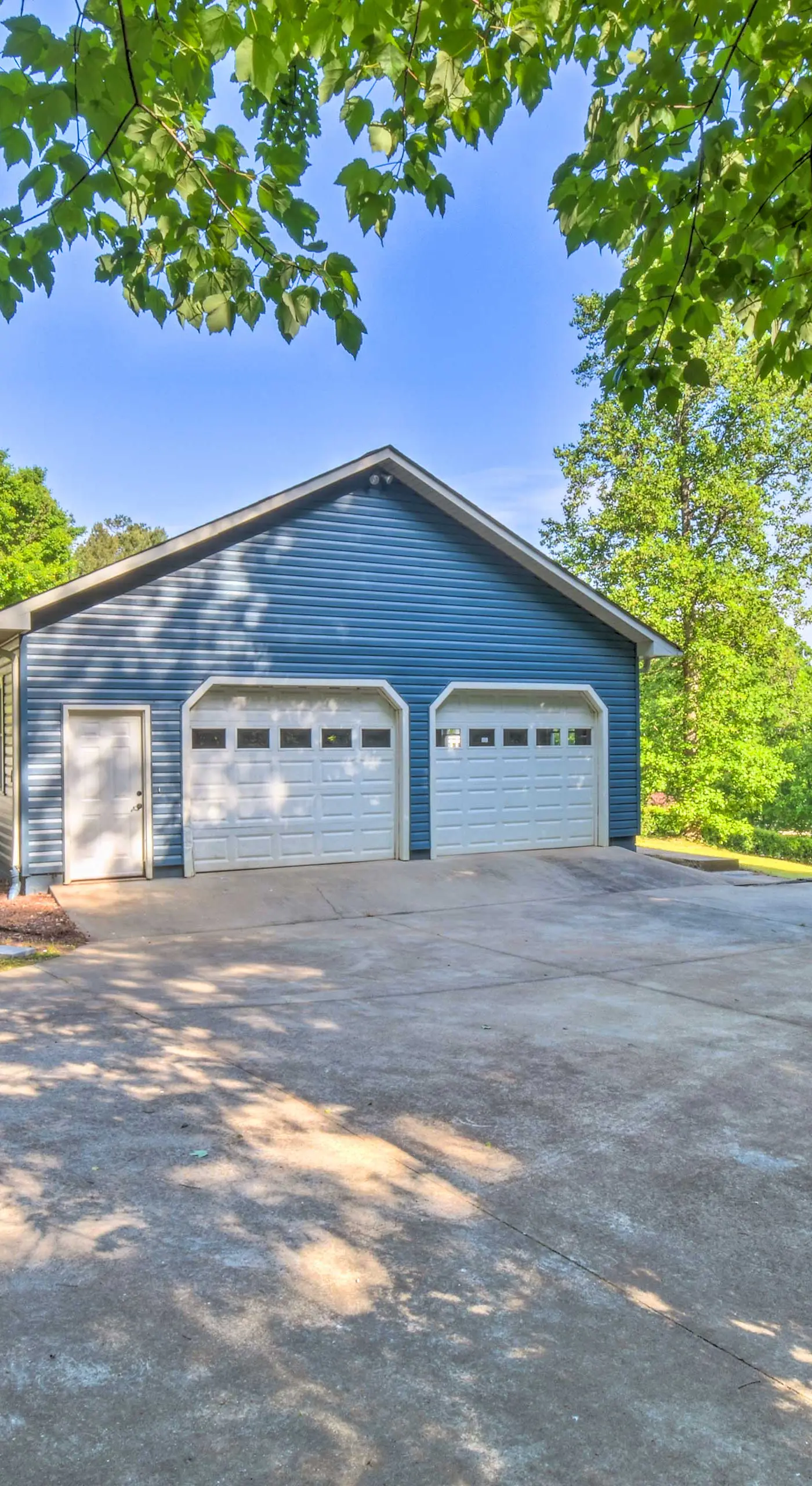 Lakefront Townville Gem w/ Boat Dock & Kayaks