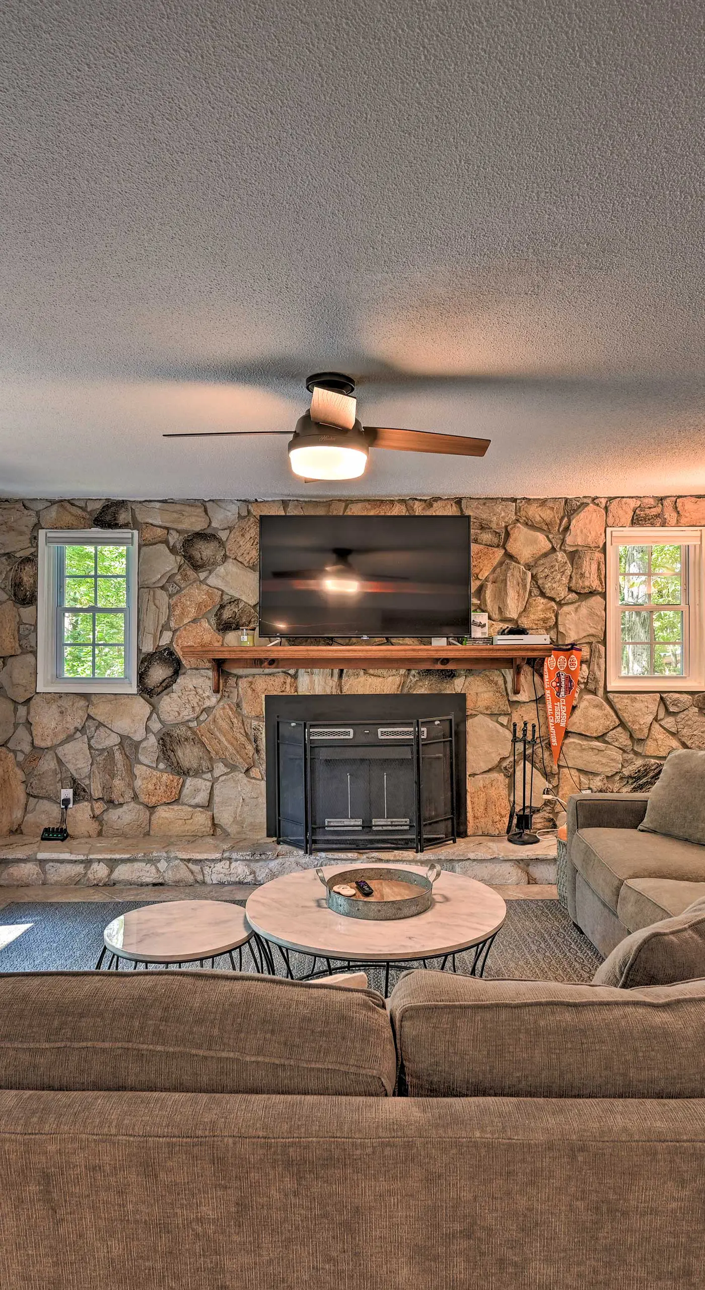 Chic House w/ Private Dock on Lake Hartwell!