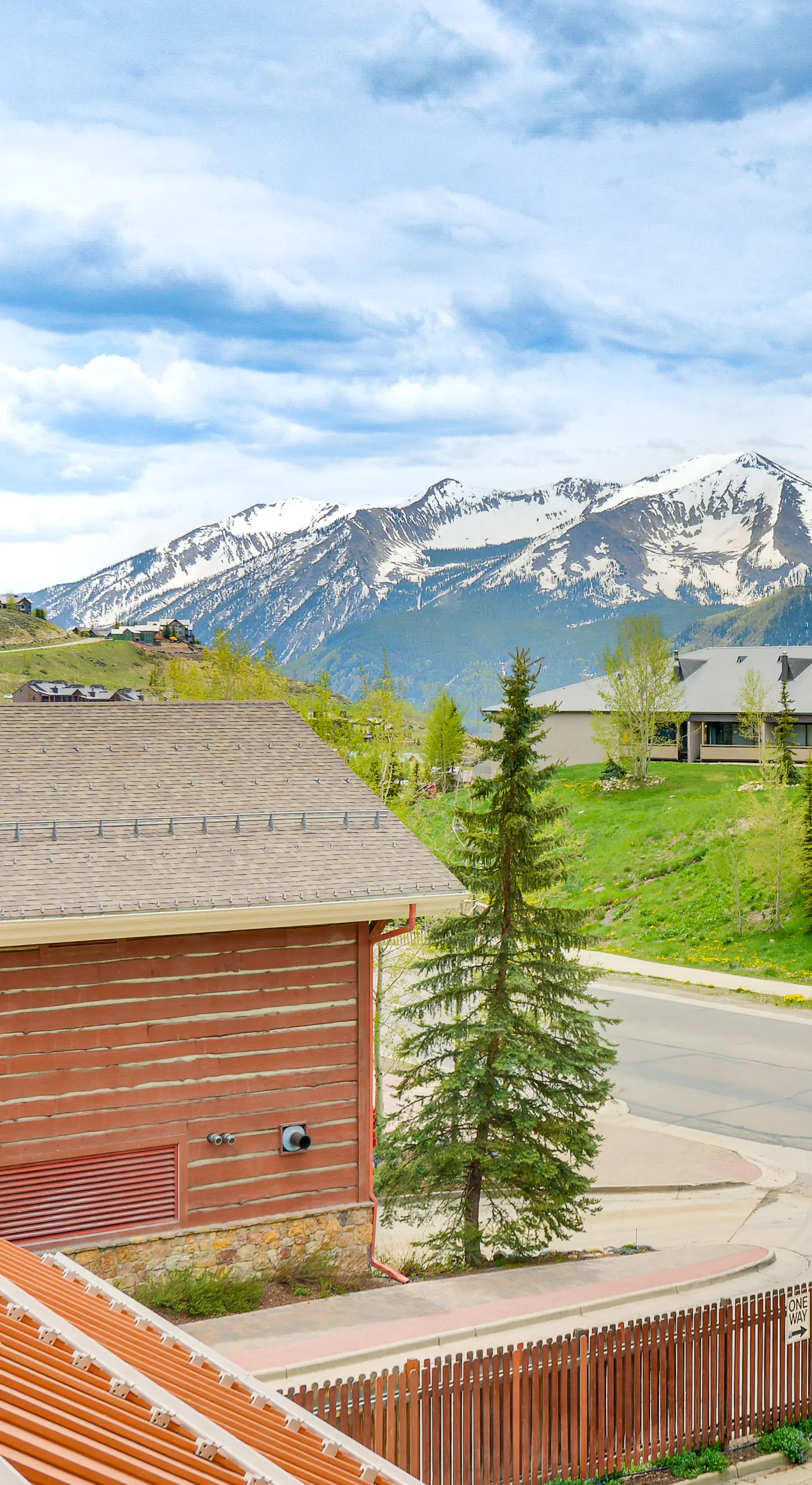 Crested Butte Studio w/ Hot Tub: Walk to Slopes!