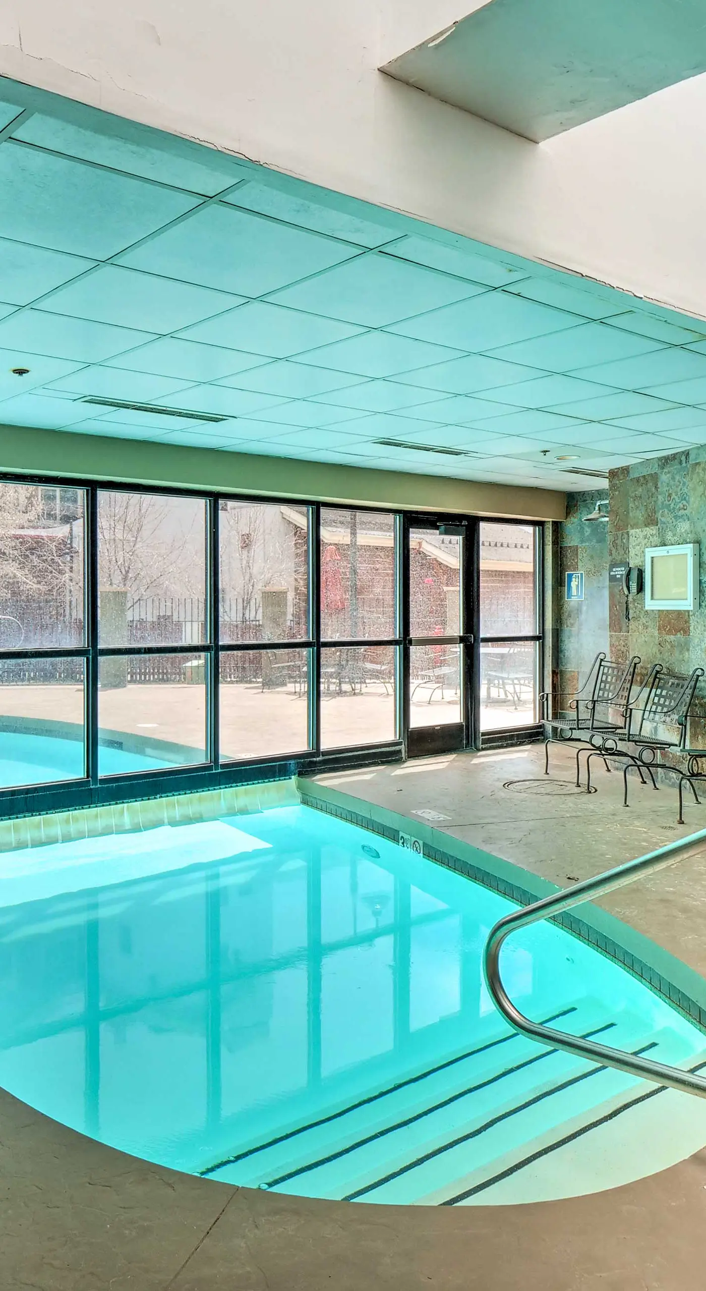 Crested Butte Studio w/ Hot Tub: Walk to Slopes!