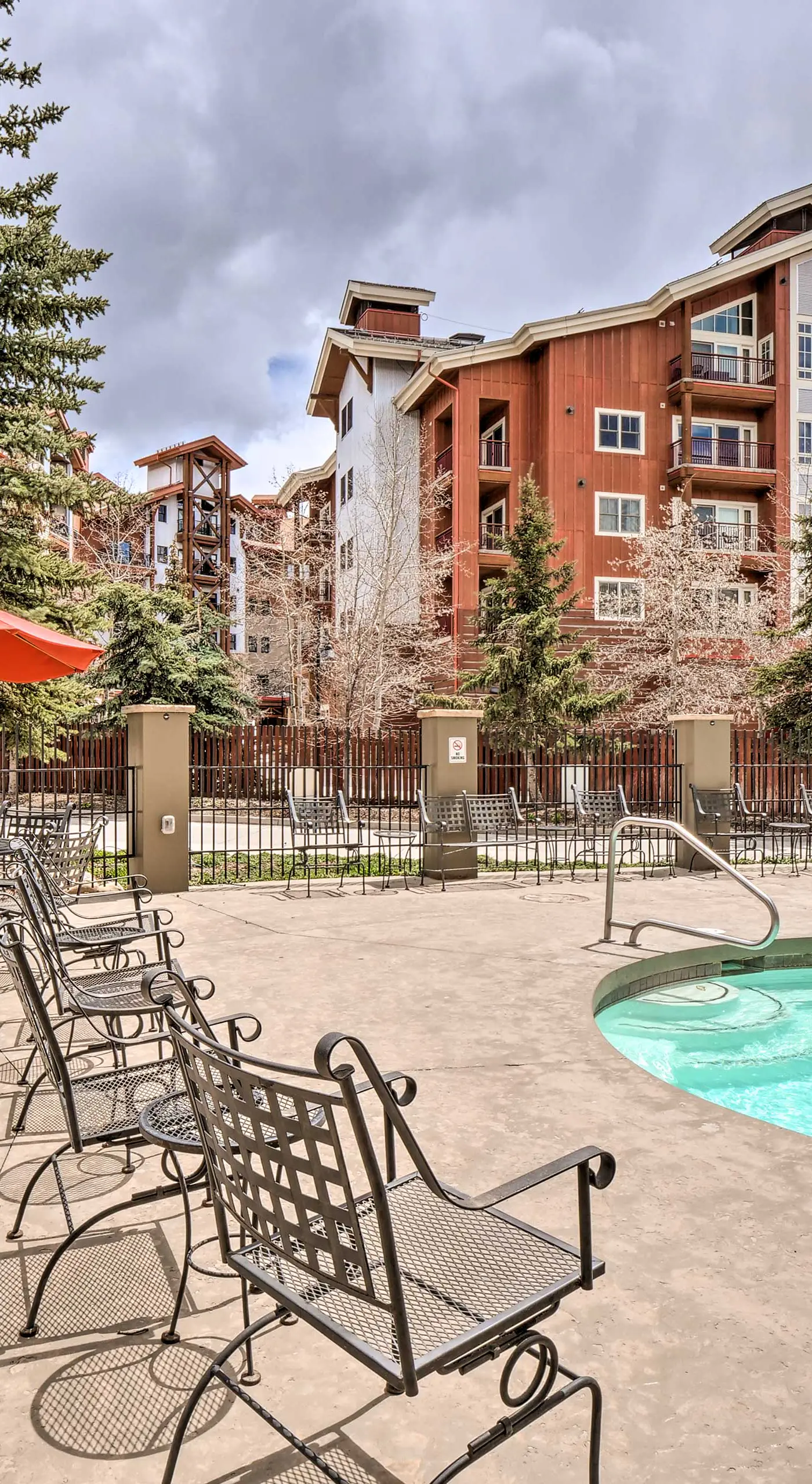 Crested Butte Studio w/ Hot Tub: Walk to Slopes!