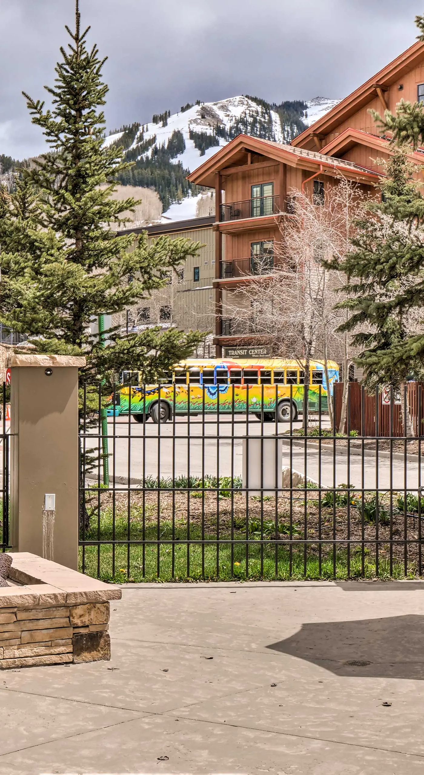 Crested Butte Studio w/ Hot Tub: Walk to Slopes!