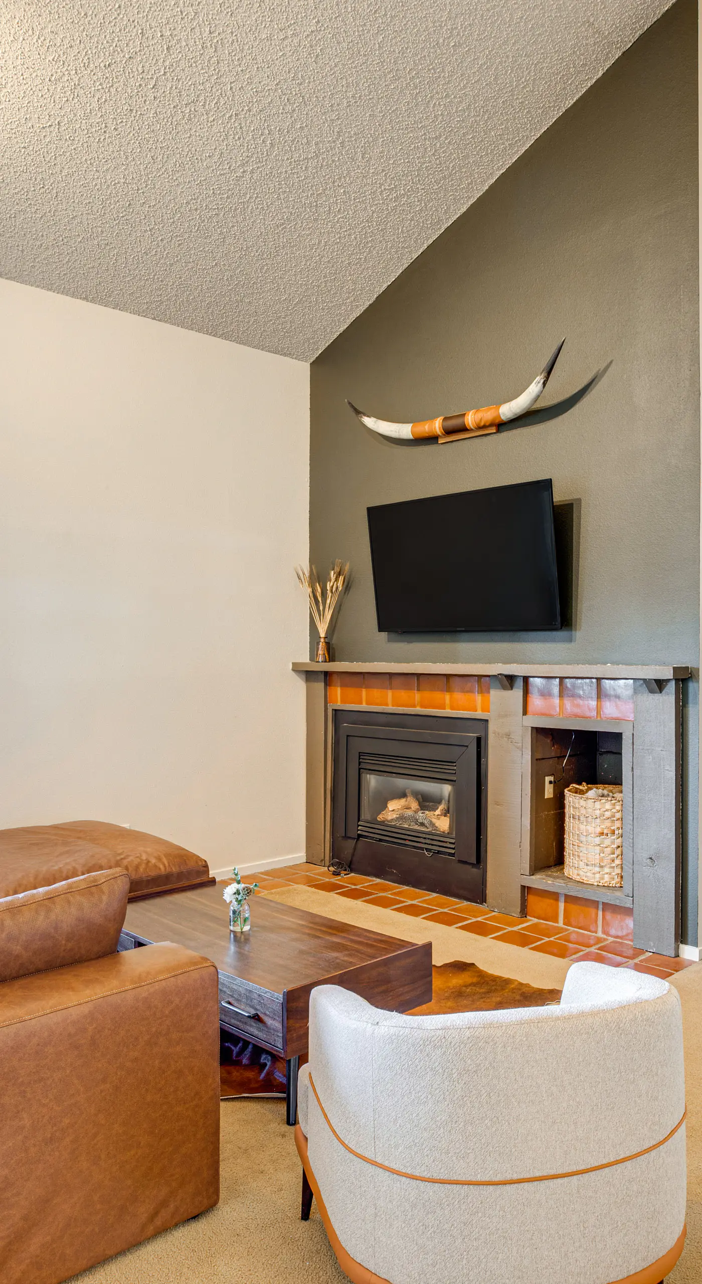 Walk to Lift: Mtn-View Crested Butte Condo w/ Loft