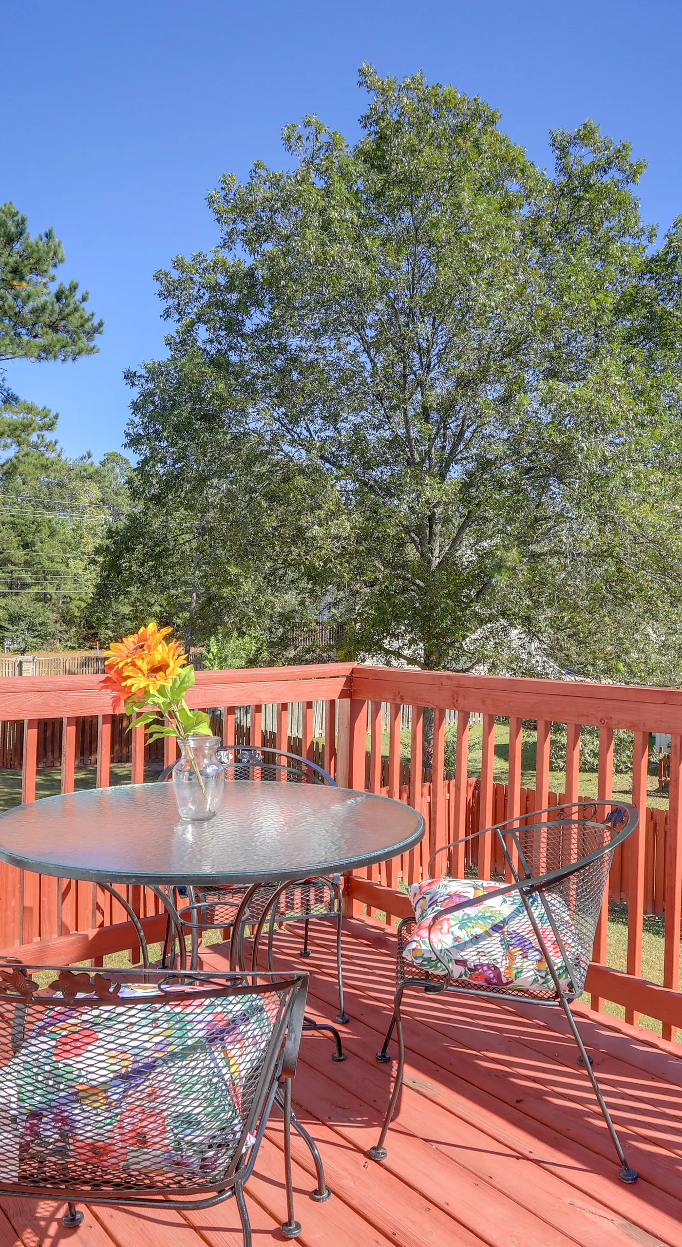 Spacious Georgia Home w/ Deck, Grills & Fireplace!