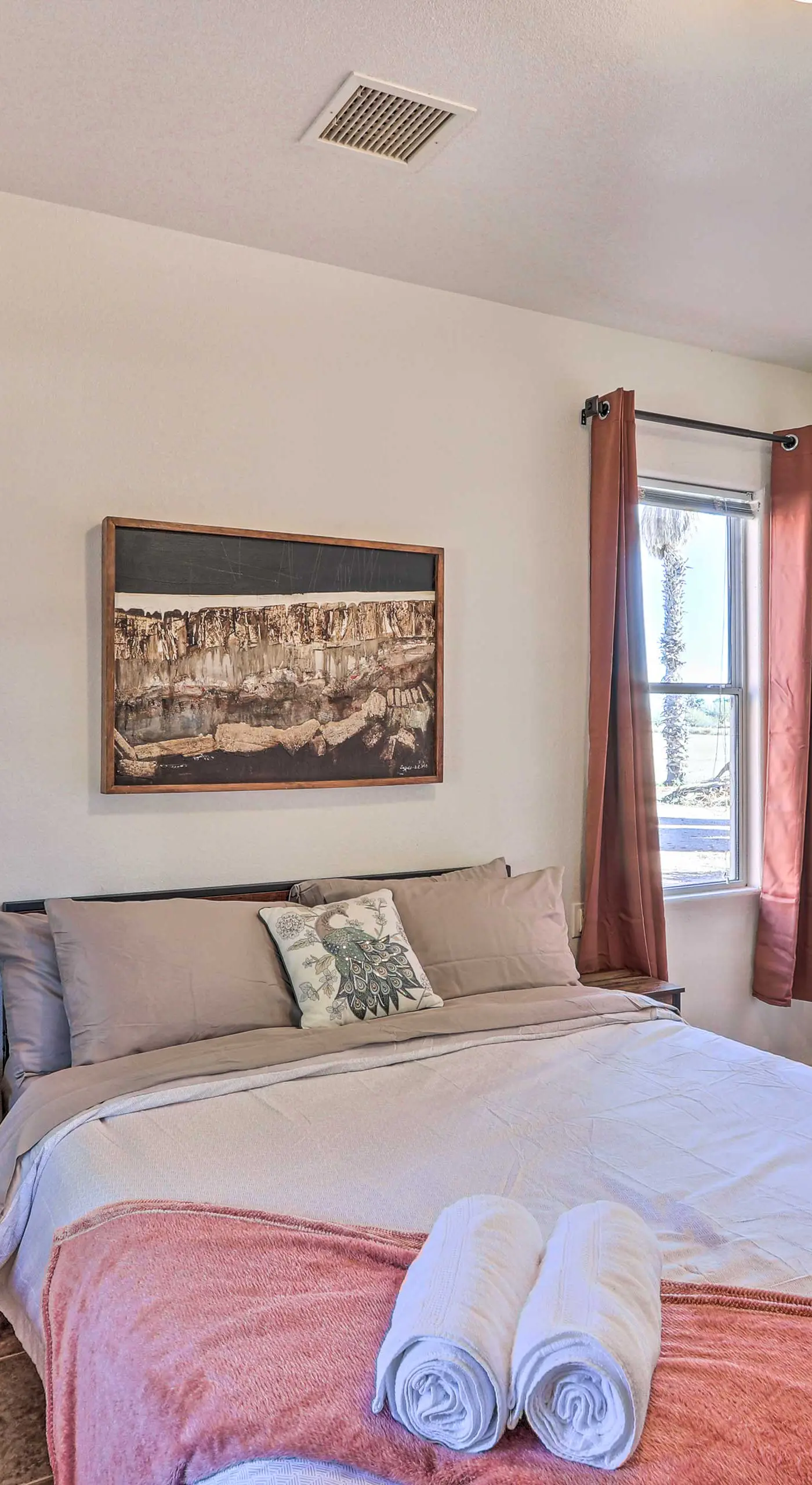 Eloy Desert Oasis w/ Courtyard & Pool Access!