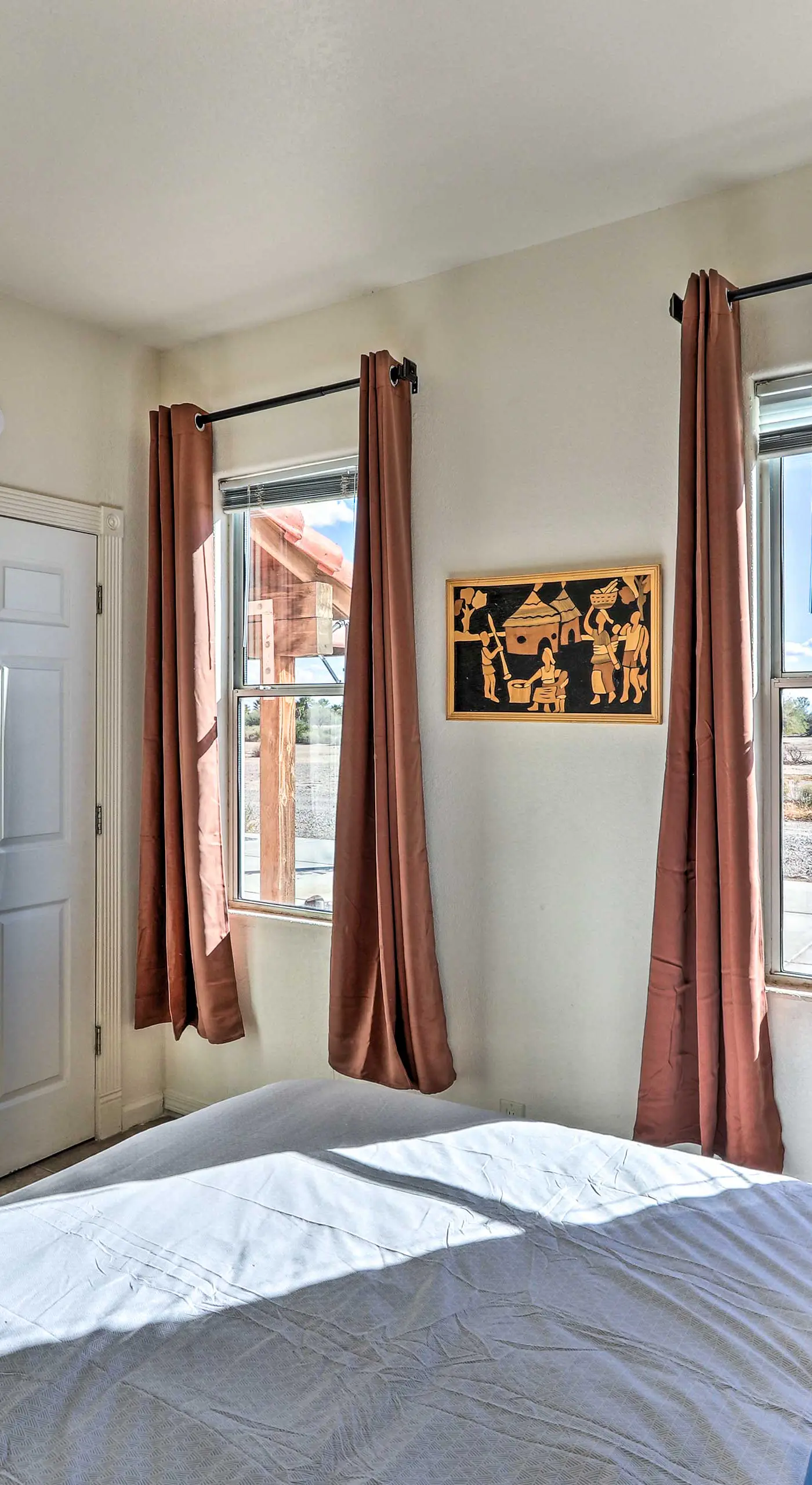Eloy Desert Oasis w/ Courtyard & Pool Access!